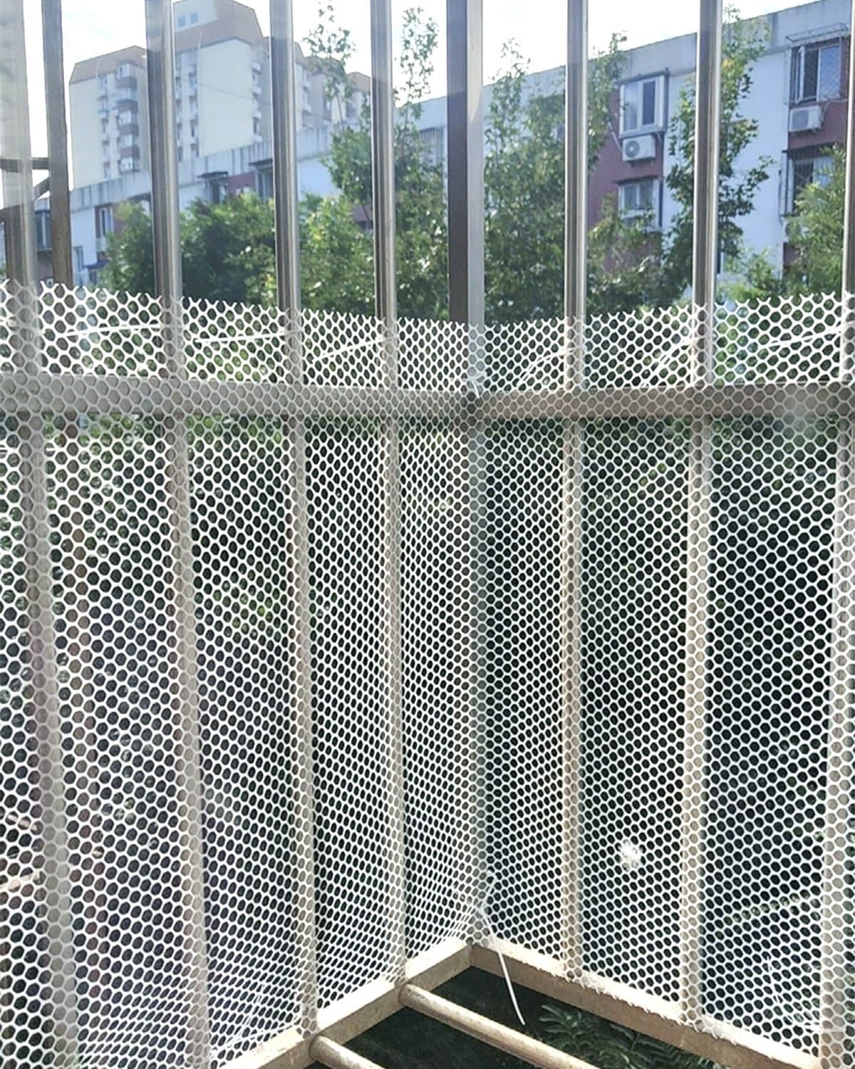 Malla Antipajaros Red d Seguridad para Balcones Protección para Niños y Mascotas, Malla de Alambre Tipo Gallinero Enrejado Largo, Valla Recortable para Ventanas y Escaleras(1.5x10m/5x33ft)