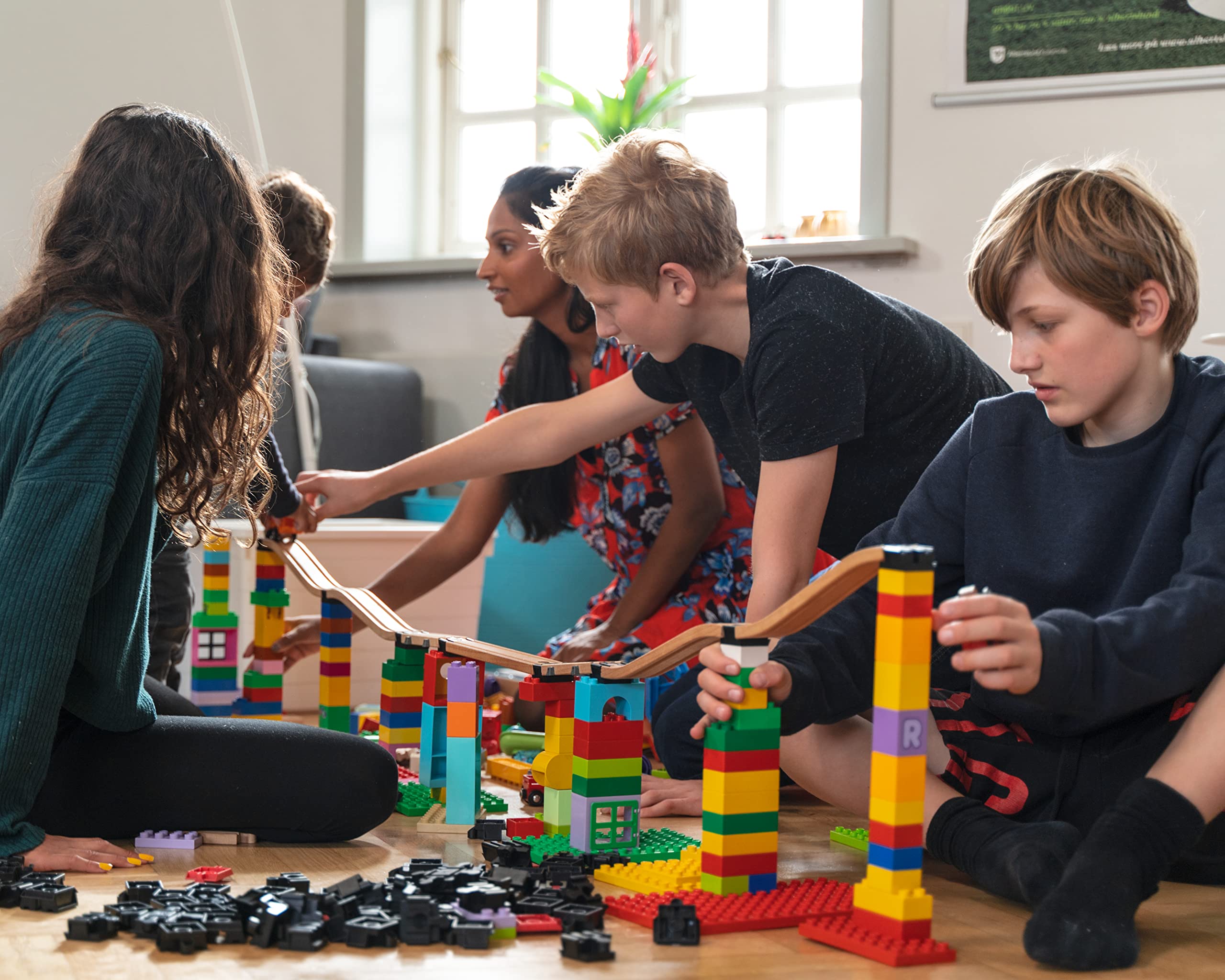 Toy2 Plastic Train Connectors - Compatible with Duplo & Brio - Spare Parts for Wooden Train Track Set