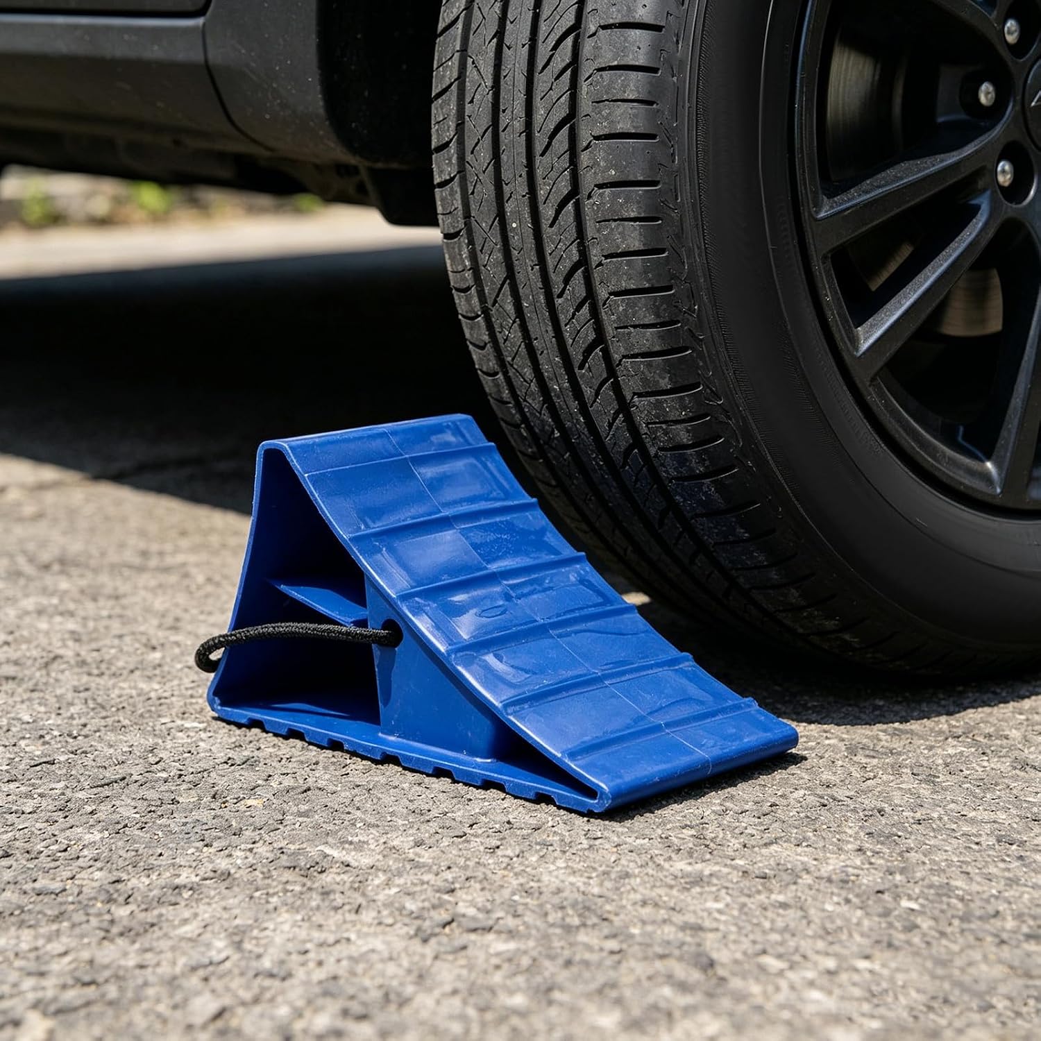 2pcs Safety Wheel Chocks for Caravans and Loads, Blue PP Wheel Stopper
