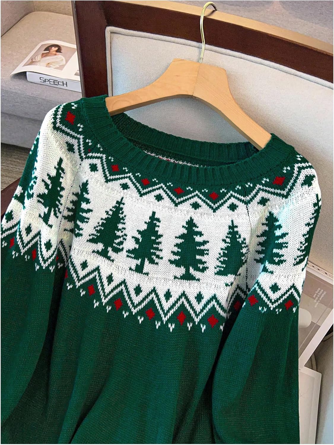 GORGLITTER Women's Plus Size Christmas Sweaters Fair Isle Sweater Long Sleeve Crew Neck Fall Vintage Pullover Tops - Image 3