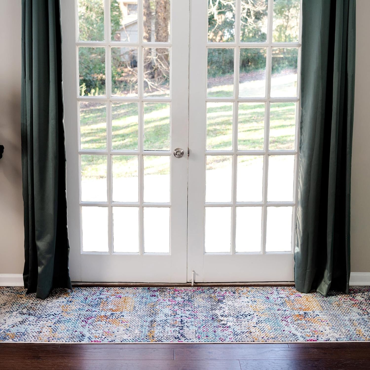 Rugs.com Malibu Collection Runner Rug – 6 Ft Runner Multi Low-Pile Rug Perfect for Hallways, Entryways