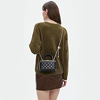 Vista 2 de DORIS&JACKY Pequeña bolsa acolchada para mujer, diseño de cuero, con asa superior, con correa de cadena de metal