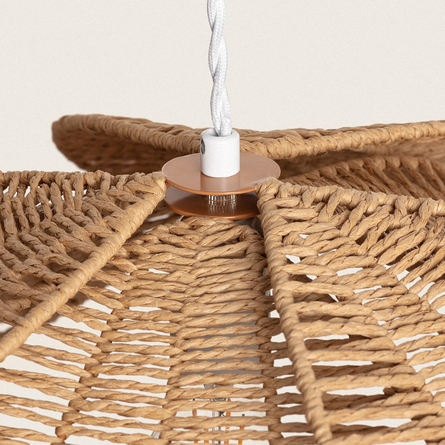 LEDKIA Lámpara Colgante Cuerda Giay Marrón | Diseño Floral Natural | Compatible con Bombilla E27 | Para Salones y Dormitorios | Dimensiones Compactas