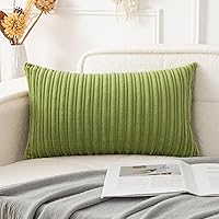 Vista 126 de UGASA - Fundas de almohada decorativas de terciopelo suave y sólidas de Navidad para sala de estar/sofá, 16 x 16 pulgadas, 2 unidades, color burdeos