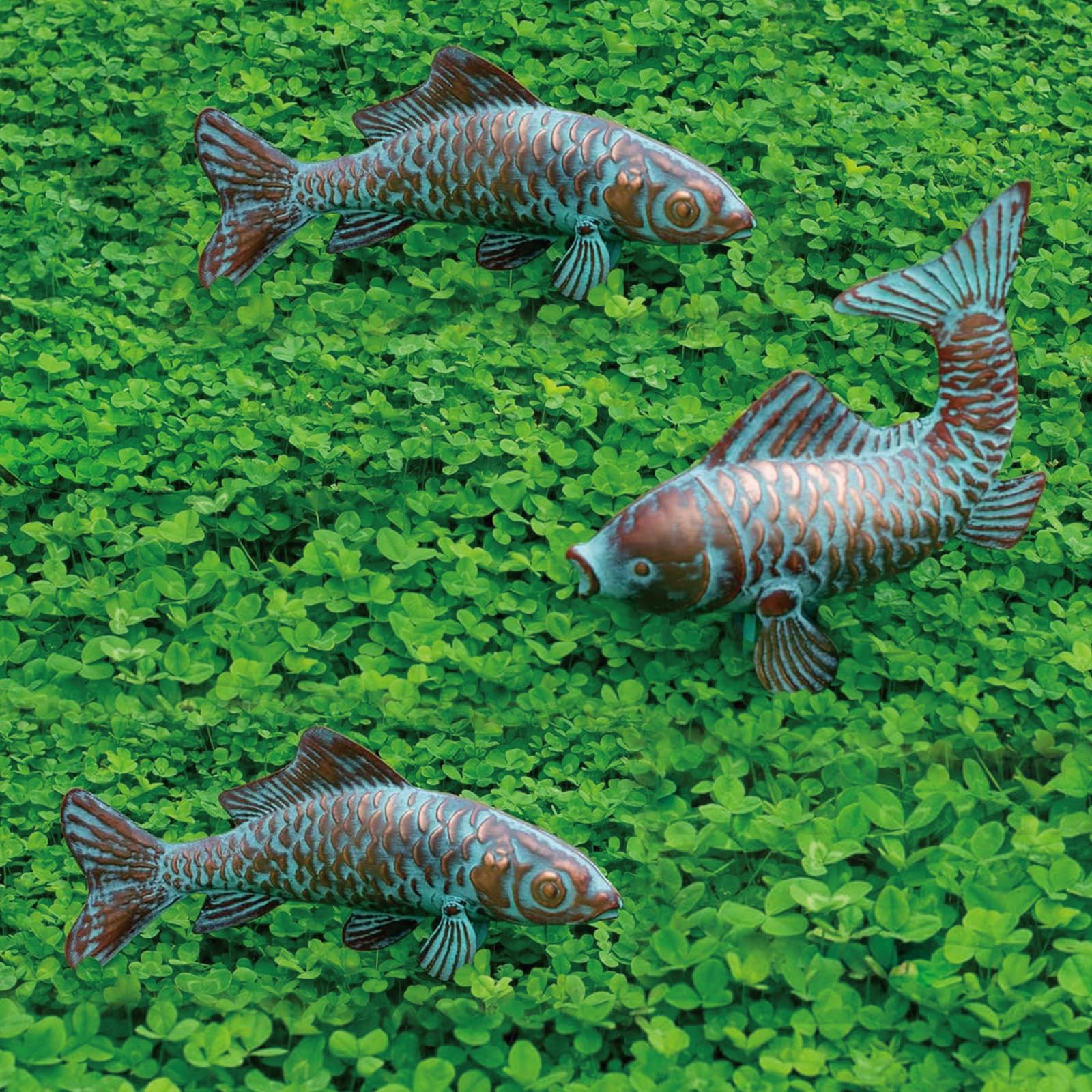 Poisson koï en cuivre antique pour décorer le patio