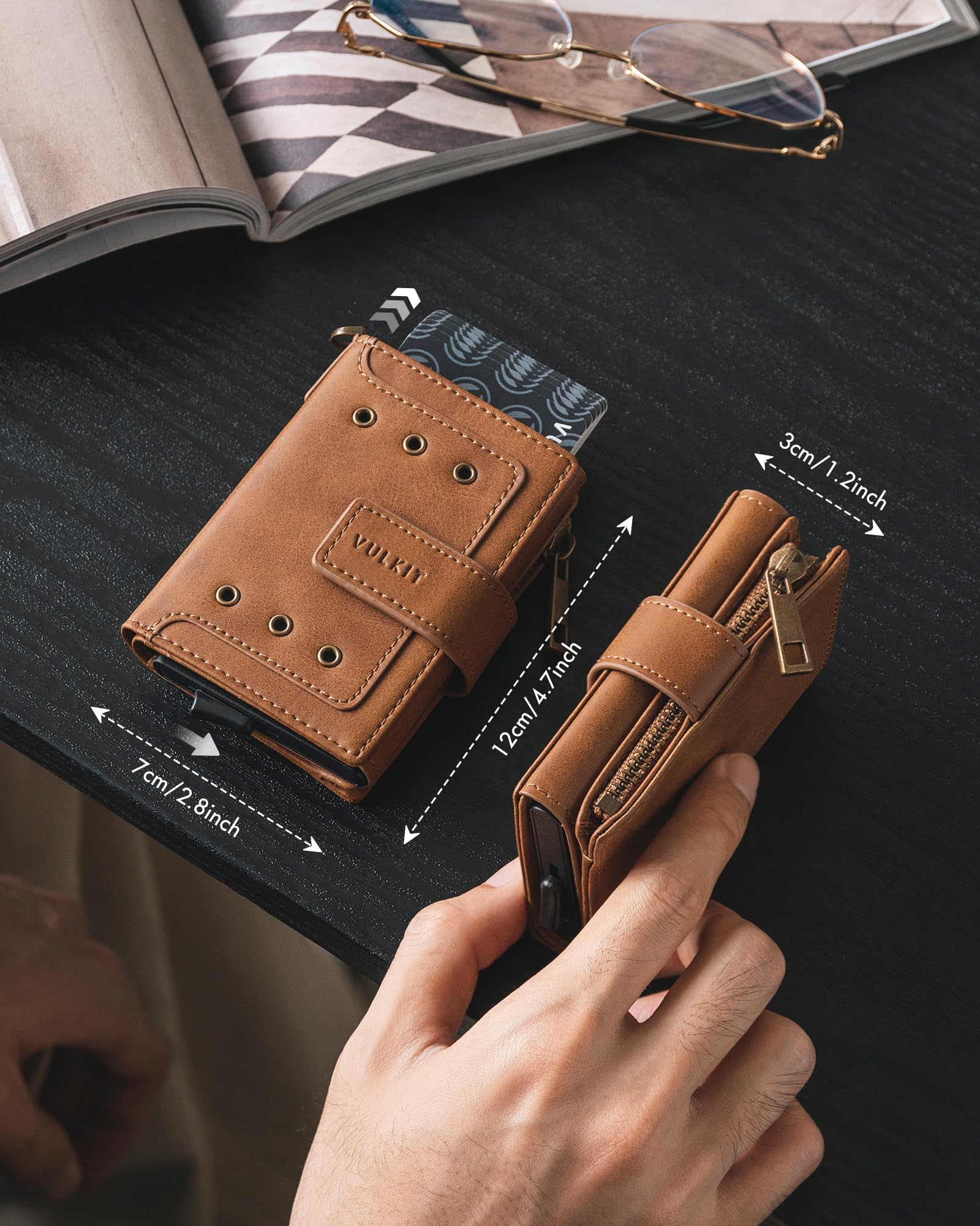 VULKIT Cartera Hombre con Cadena, Tarjetero Aluminio Pop UP Protección RFID, Ventana ID, Bolsillo Cremallera y Compartimento para Monedas y Billetes, Marrón