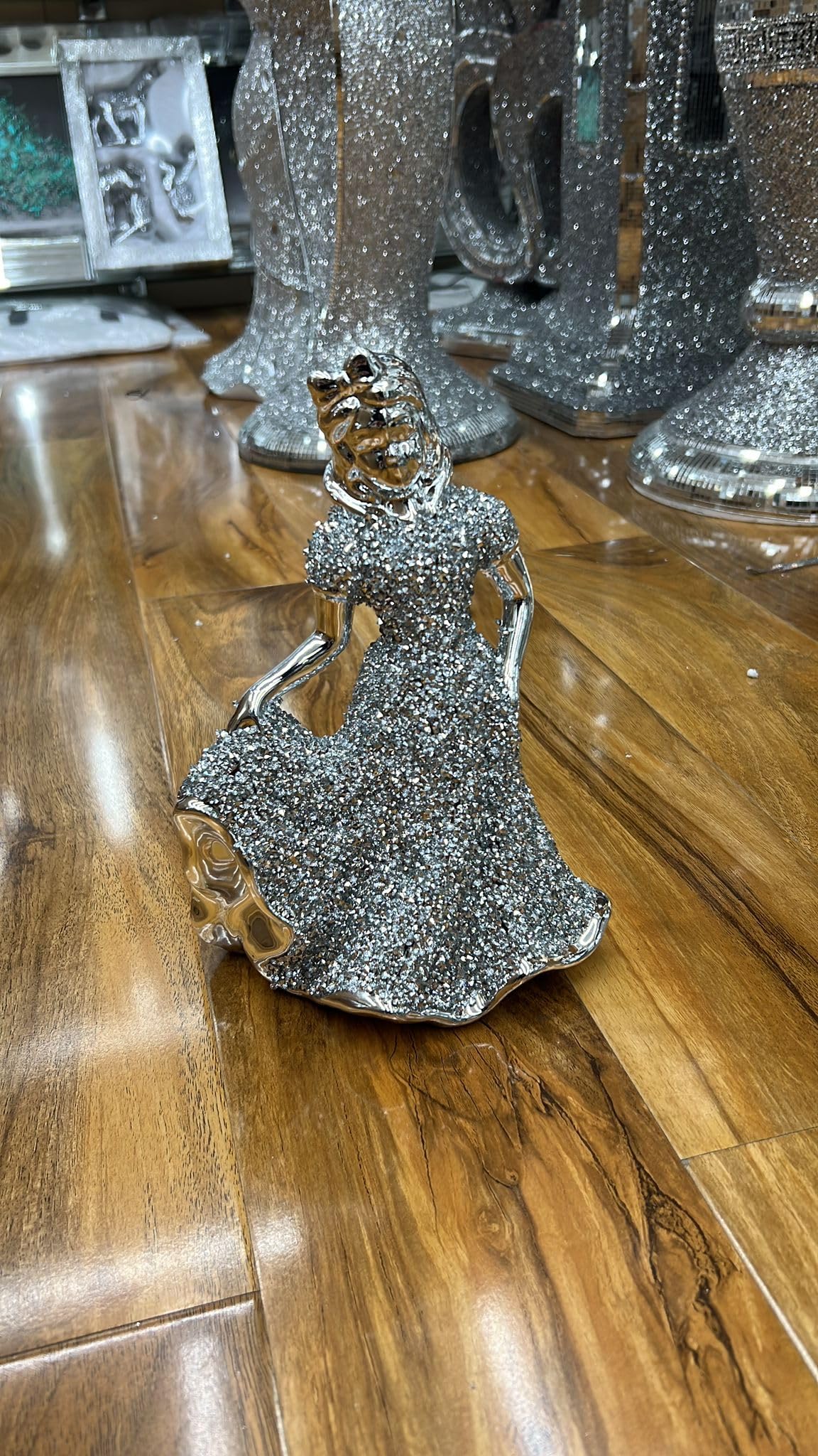 Biznest Silver Stunning Crushed Diamond Crystal Gypsy Bride Sparkle Shelve Ornament Bling