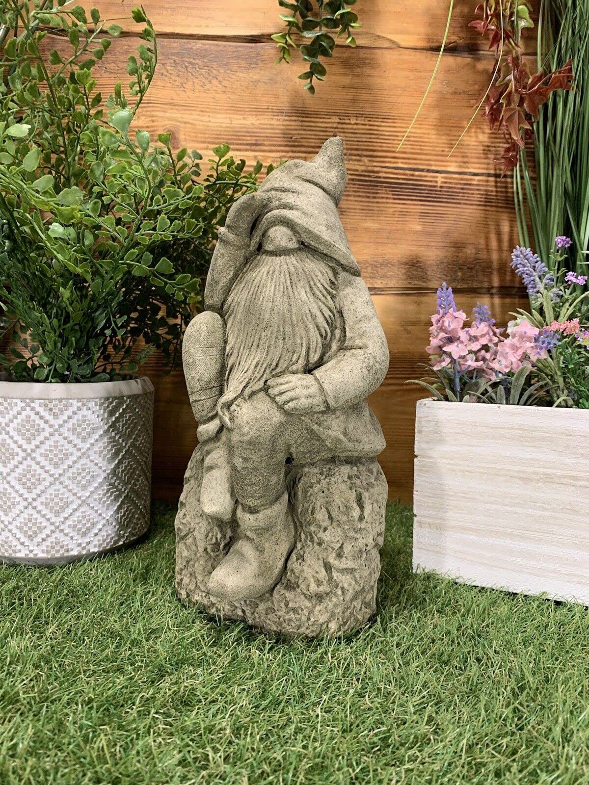 STONE GARDEN DETAILED THINKING PIXIE GNOME FAIRY BEARD HAT STATUE ORNAMENT GIFT