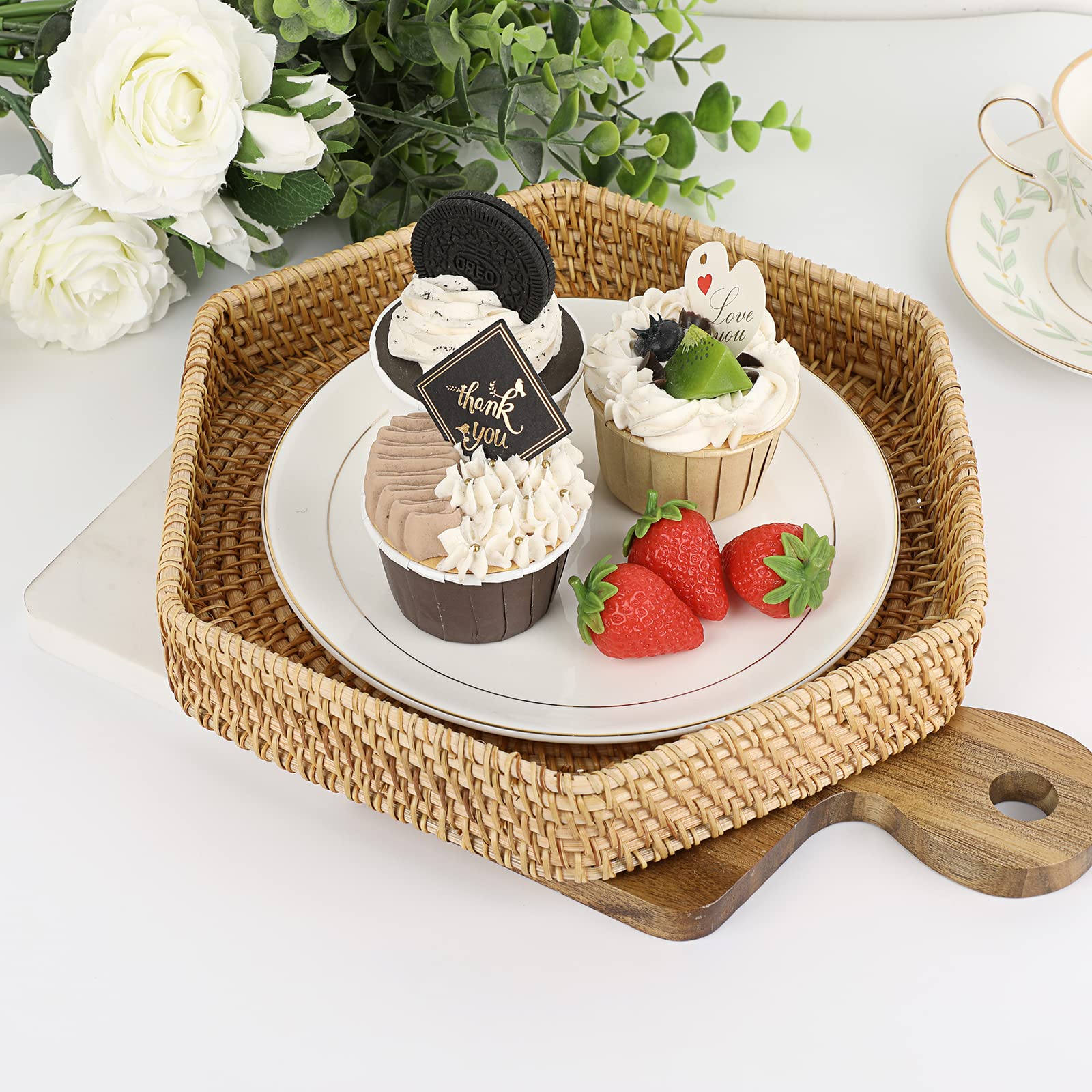 SUMTree Corbeille à Fruits Panier à Repas En Rotin Panier En Dentelle Décoration Pour Table Rangement Pour Pain, Friandises,fruits (30CM