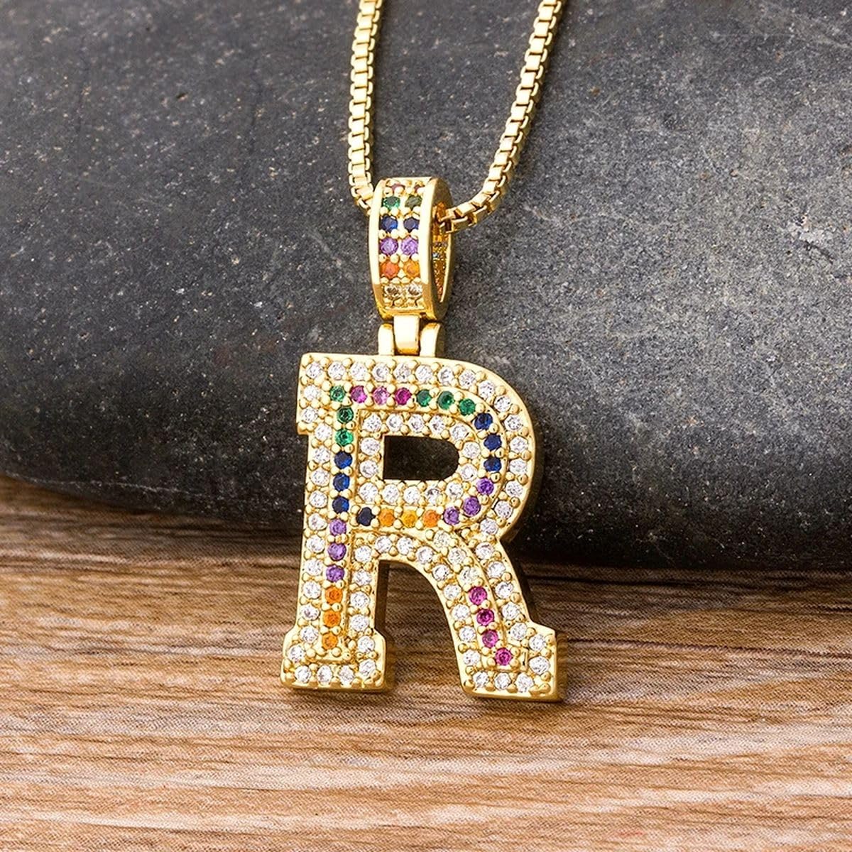 Ornamenti Nuovo 2025 Gift Fashion 26 Alphabet Pendant NACKLAFE Multicolor Lettera Iniziale collane Coppia Nome Regali di Gioielli per Donne con la Tua Moda Gioiello s creatività