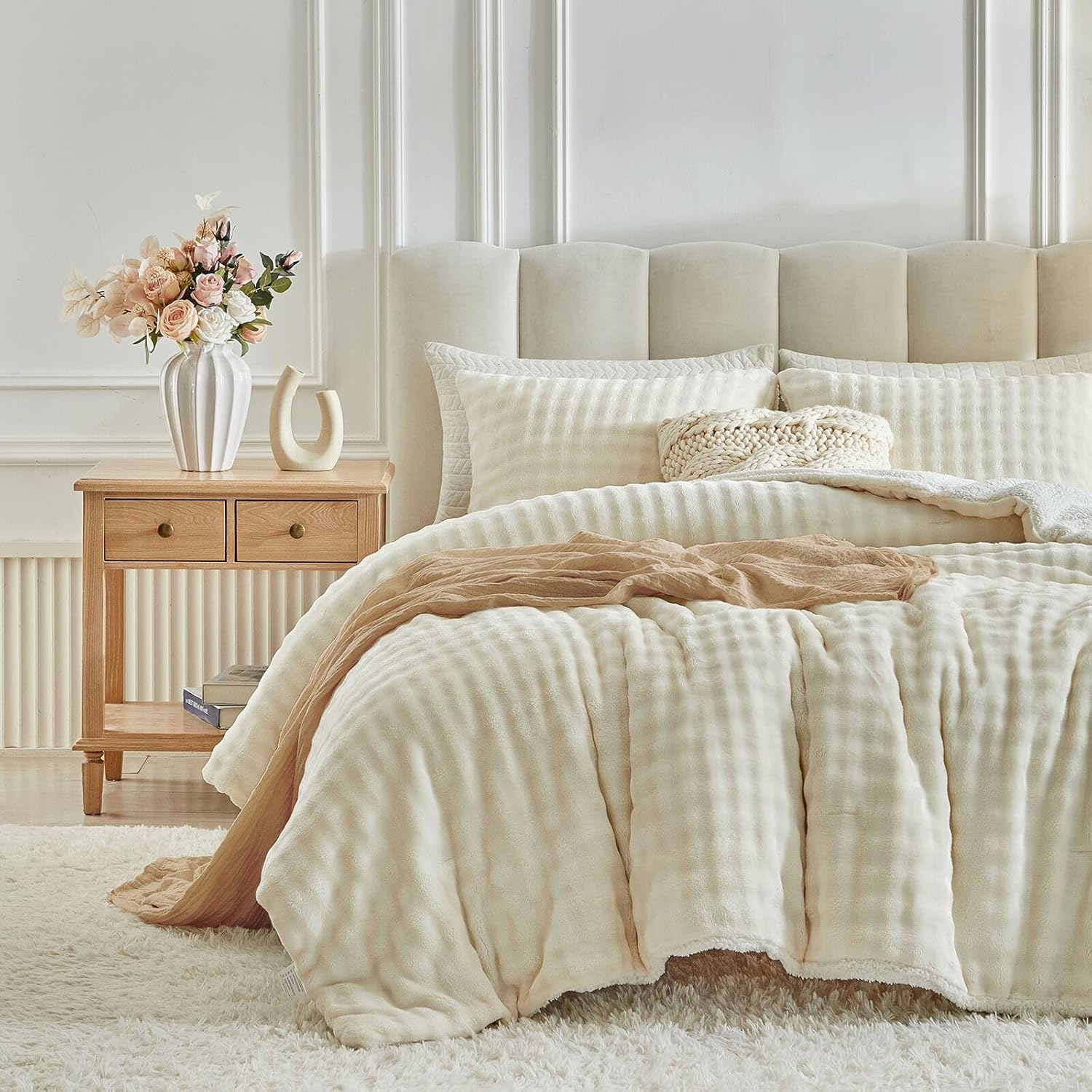 Flannel Fluffy Comforter Set - 3 Pieces Faux Rabbit Short Fur Bedding SetUltra Soft Warm Winter Sherpa Bedding Set for Girls Women, Fleece Comforter Bed Set & 2 Pillow Shams Queen Cream White - Image 3