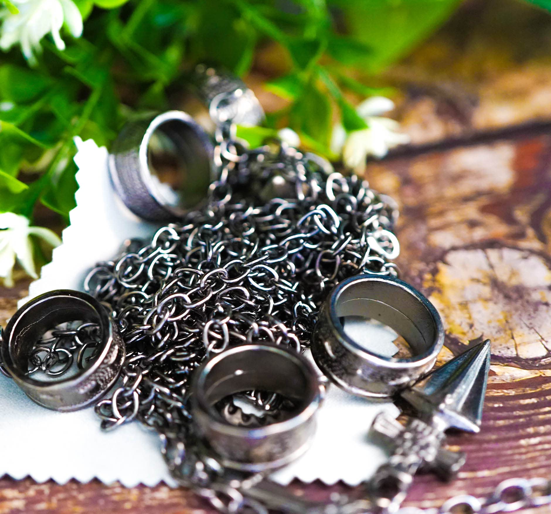 希少】HUNTER×HUNTER/旧作/クラピカ/鎖/コスプレ/アクセサリー Amazon