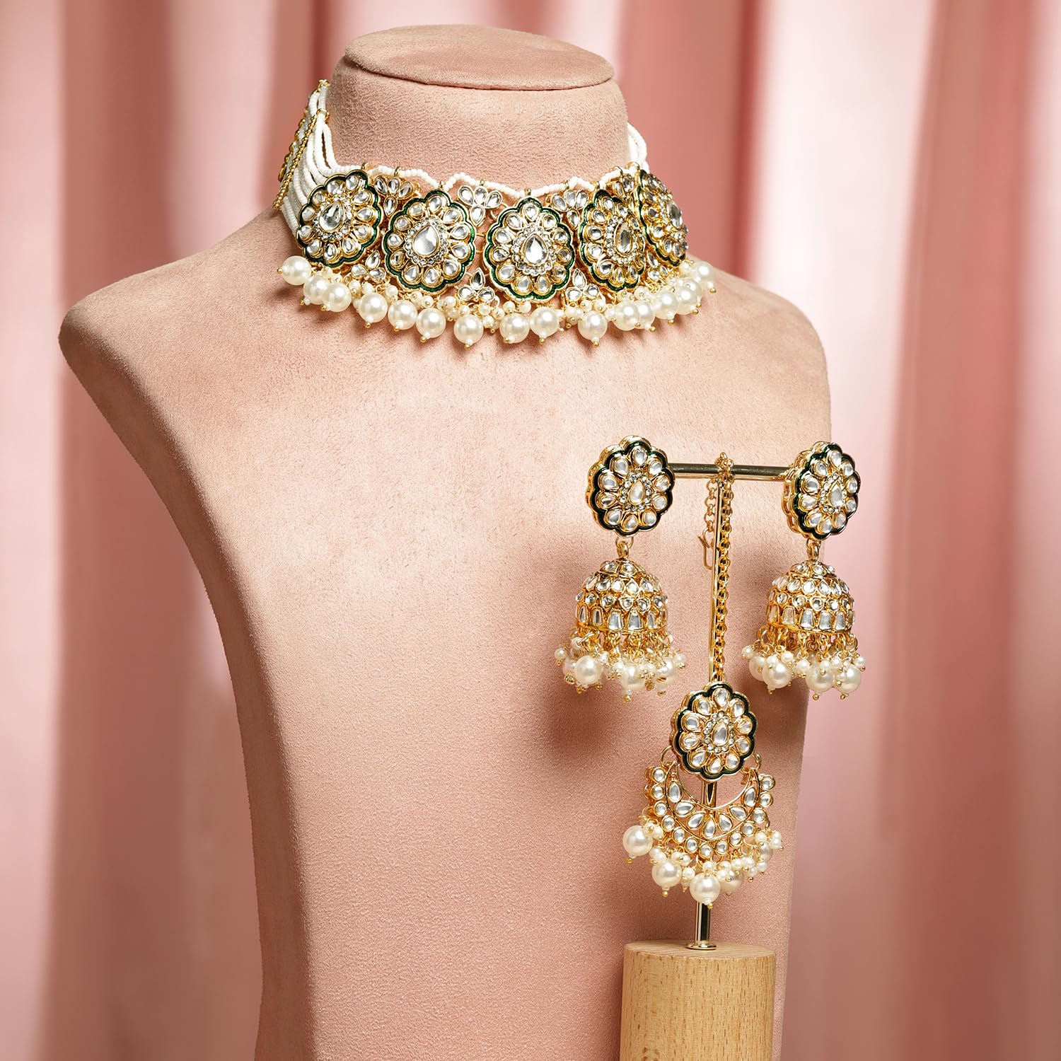 Rubans Collana Maangtikka placcata oro tradizionale elegante Kundan e perle regalo per donne e ragazze