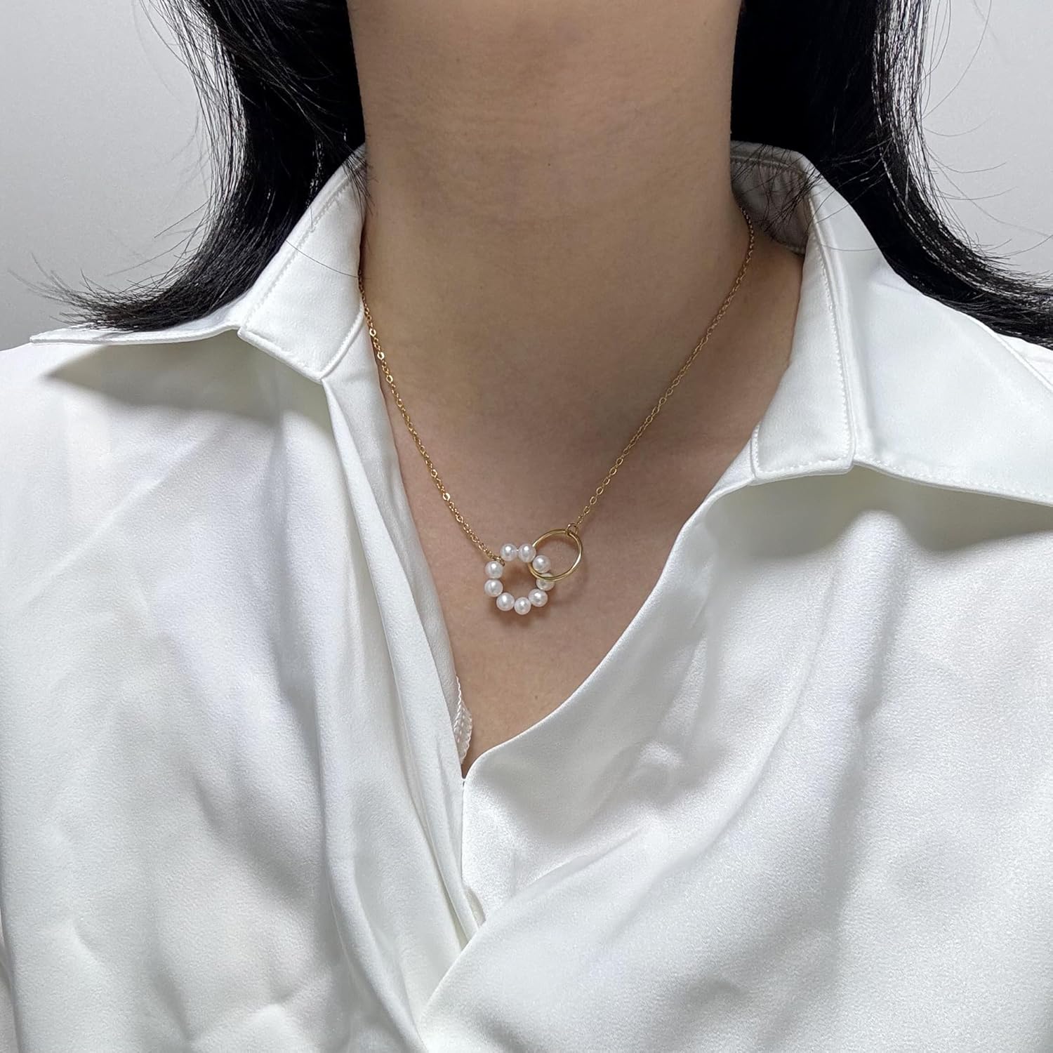 18K Gold Plated Handmade Wire Craft Freshwater Cultured Pearls Circle Interlock Choker Necklace for Women - Image 2