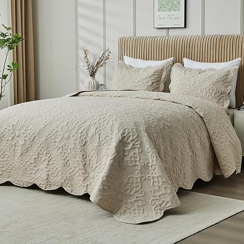 Oversized King Bedspreads 128x120 Extra Wide Quilt for Tall King California King Bed Lightweight 3 Piece Quilted Coverlet Pillow Shams Set Beige