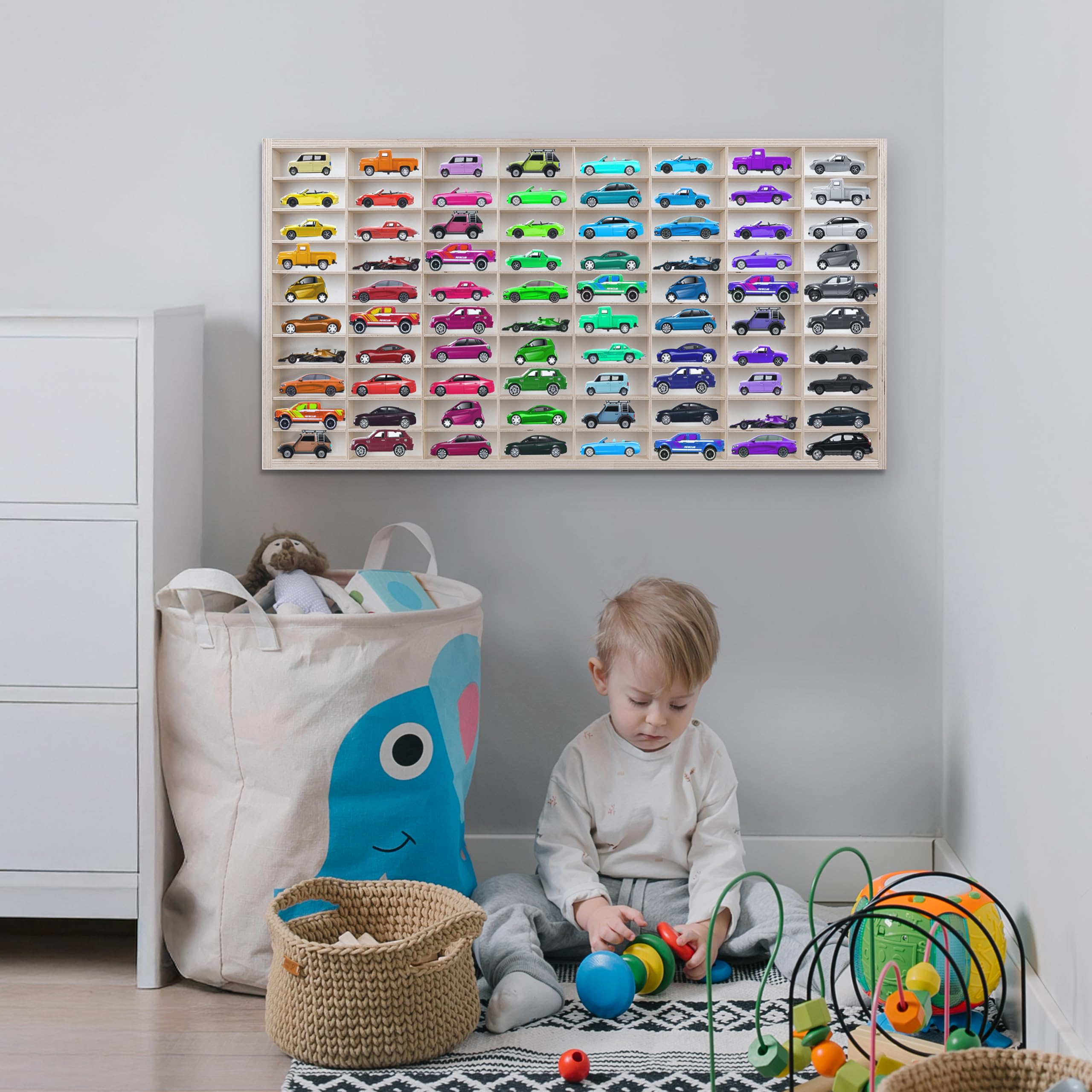 KRUZZEL - Estante de madera para coches de juguete con 80 compartimentos - Estante de pared para habitación infantil - Apilable y ajustable - Vitrina de coleccionista de madera - Caja expositora de