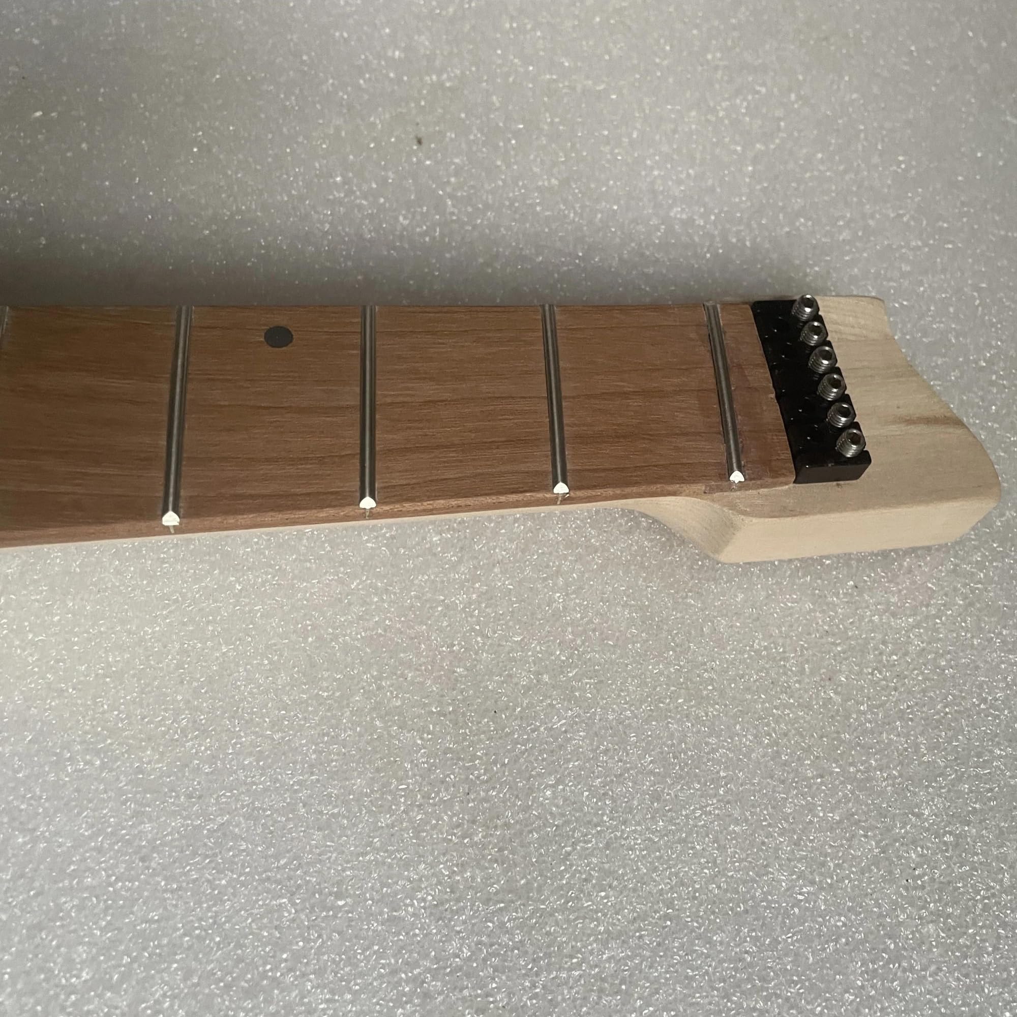 Corpo della Chitarra Incompiuto 6 corde Headless Set Chitarra Elettrica Con Impiallacciatura d'acero Corpo in Mogano Collo in Legno D'acero 24 Tasti Arrosto In Legno D'acero
