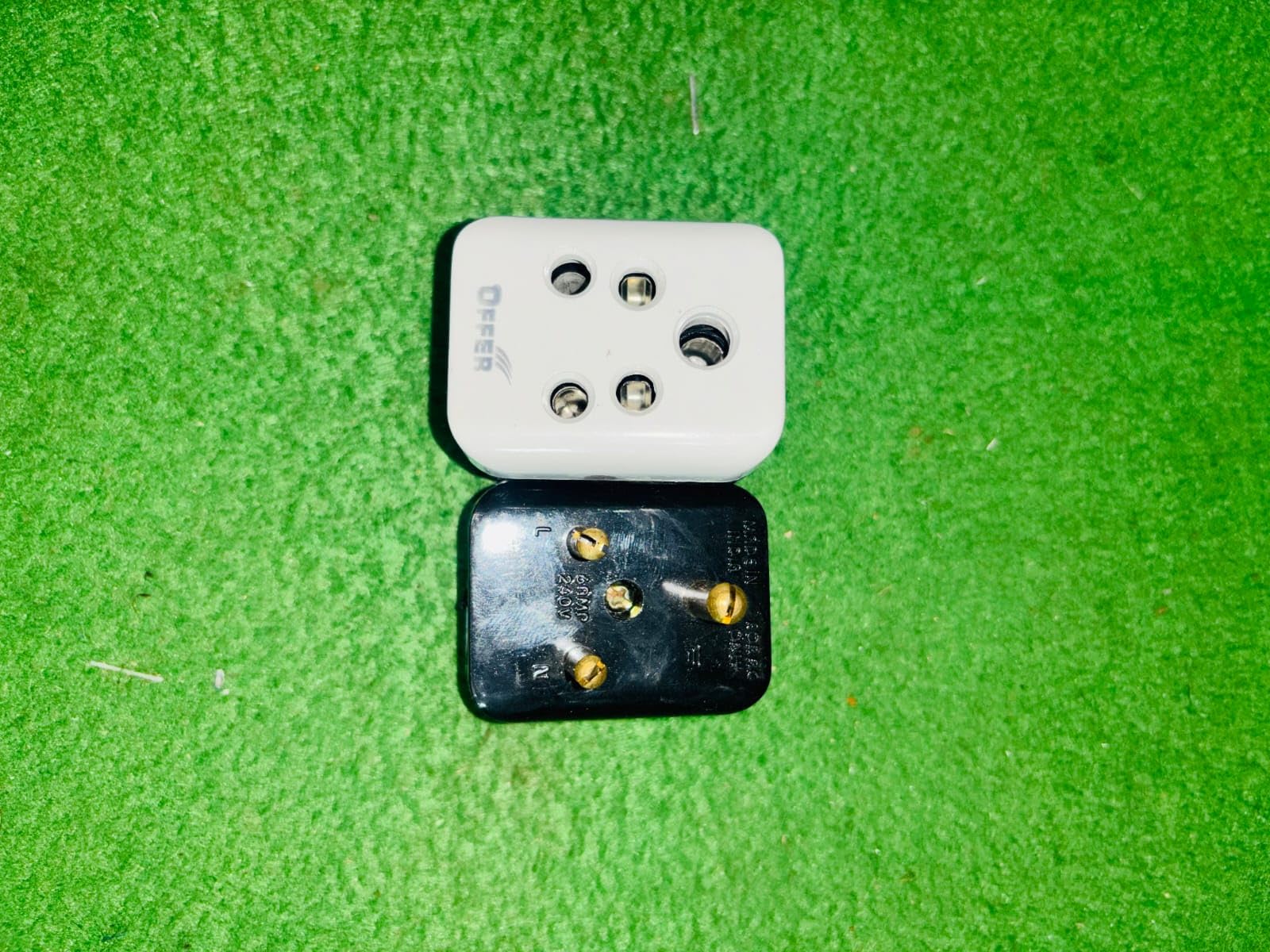 3 Pin Plug – Heavy-Duty Multiplug Adapter for Home & Office Appliances Durable (White-Black)-image-20