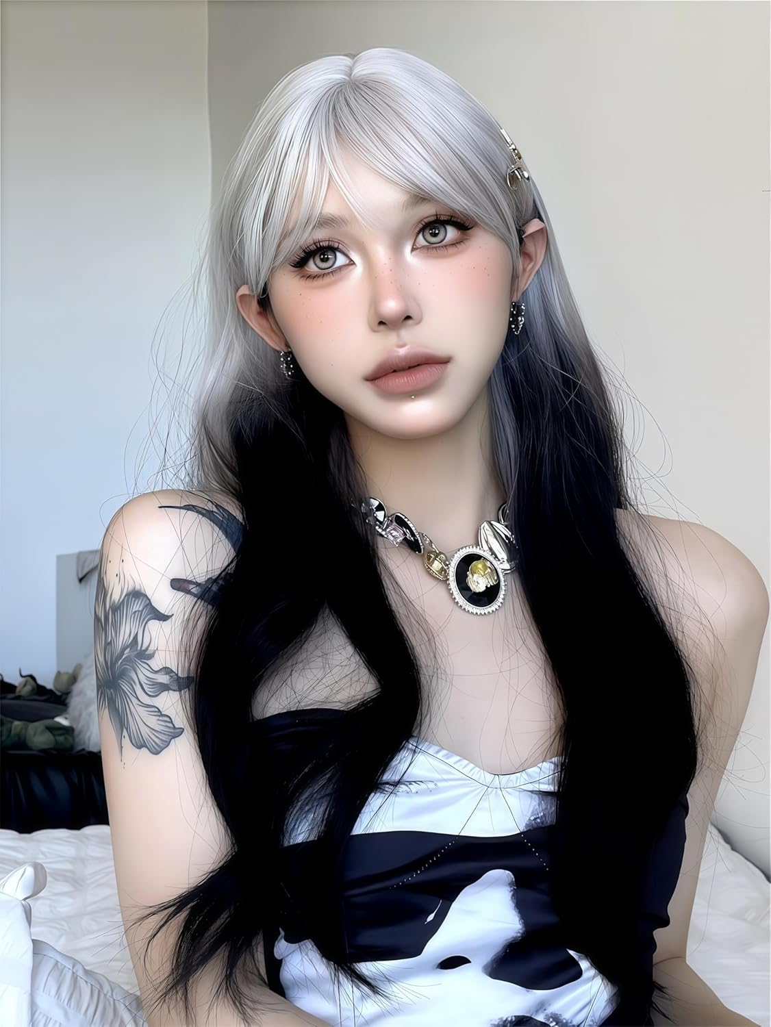 White to Black Ombre Long Straight Wig 65cm Blunt Bangs Daily Synthetic Hair for Women Gothic East Asian Fashion K-pop Style Heat Resistant wig cap (25.6 Inch)