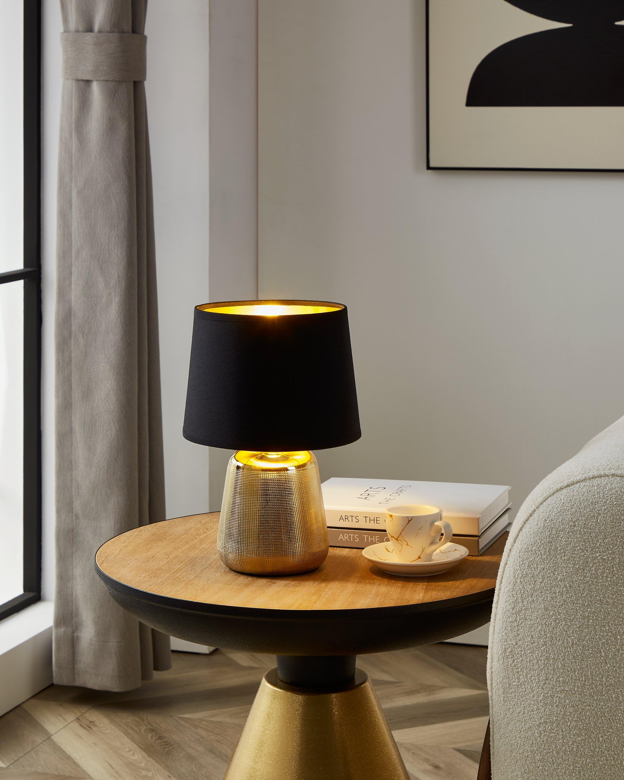 Eglo lampada da tavolo Manalba 1, luce da comodino in ceramica color oro | e un paralume in tessuto in nero e oro, illuminazione da soggiorno, camera da letto lampadina E14