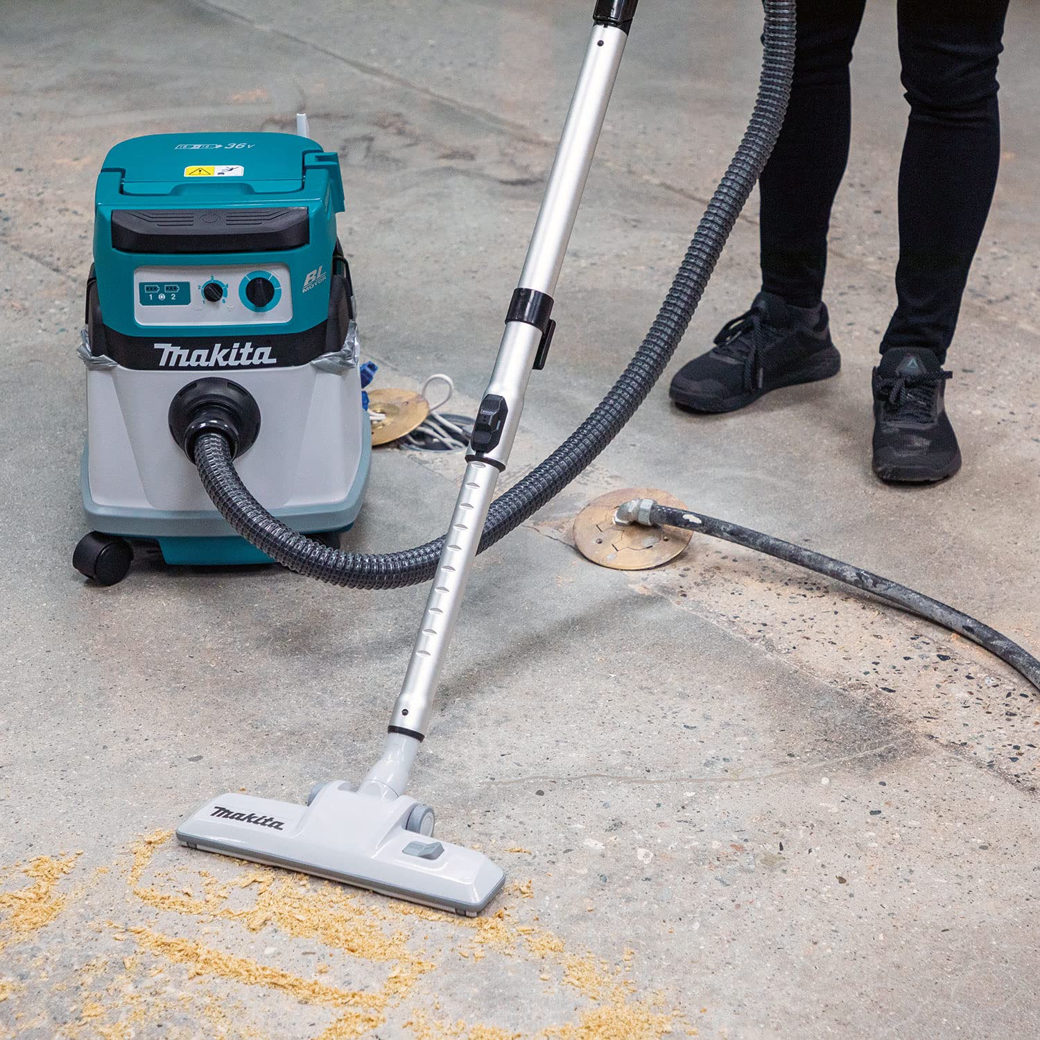 Makita Aspirateur 36v 2 x 18v li-ion makita sans batterie - dvc865lzx3