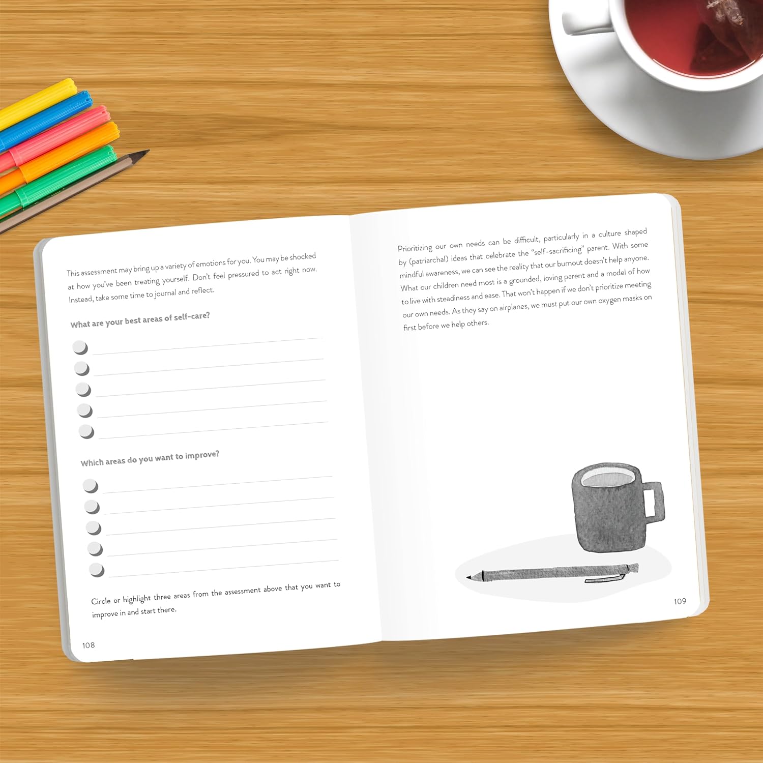 Raising Good Humans Guided Journal: Your Space to Write, Reflect, and Set Intentions for Mindful Parenting (The New Harbinger Journals for Change Series)