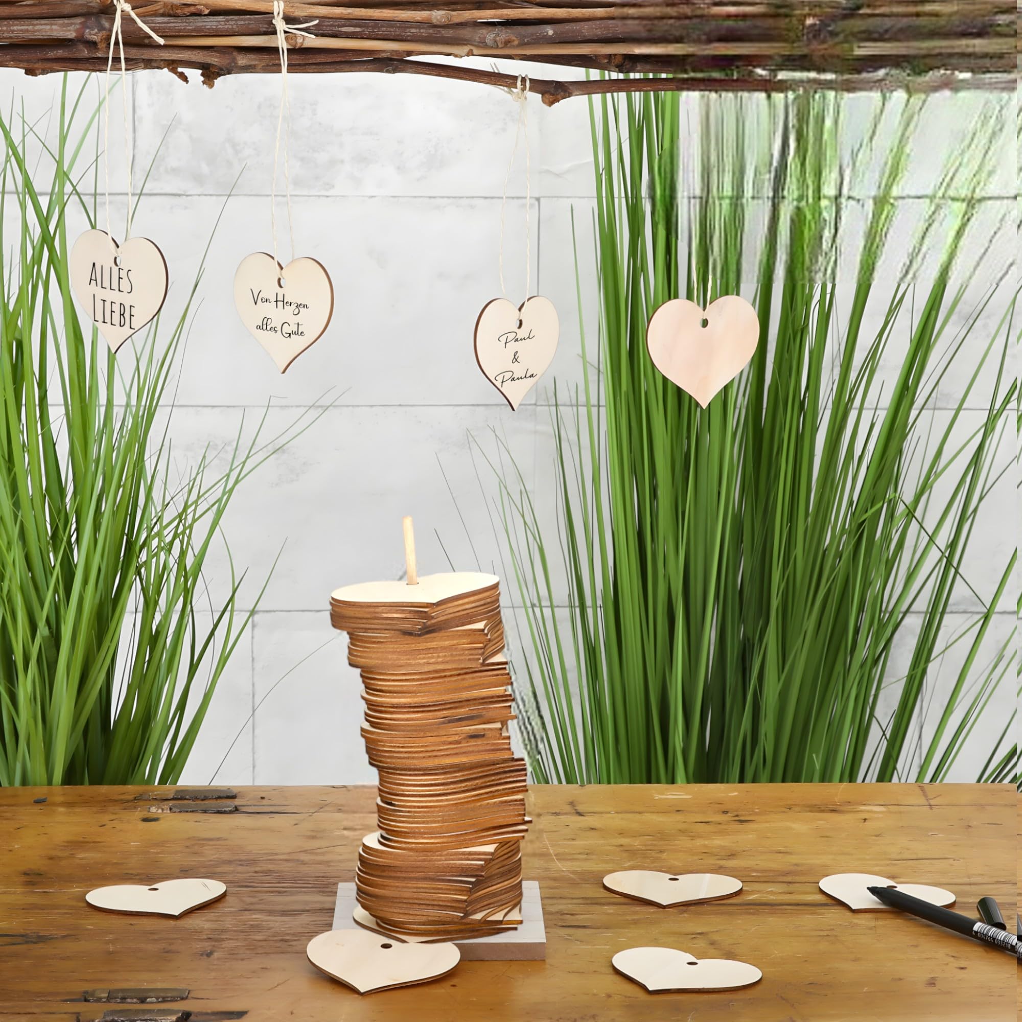 MIJOMA Livre D'or Avec Cadre En Bois Et 42 Cœurs En Bois