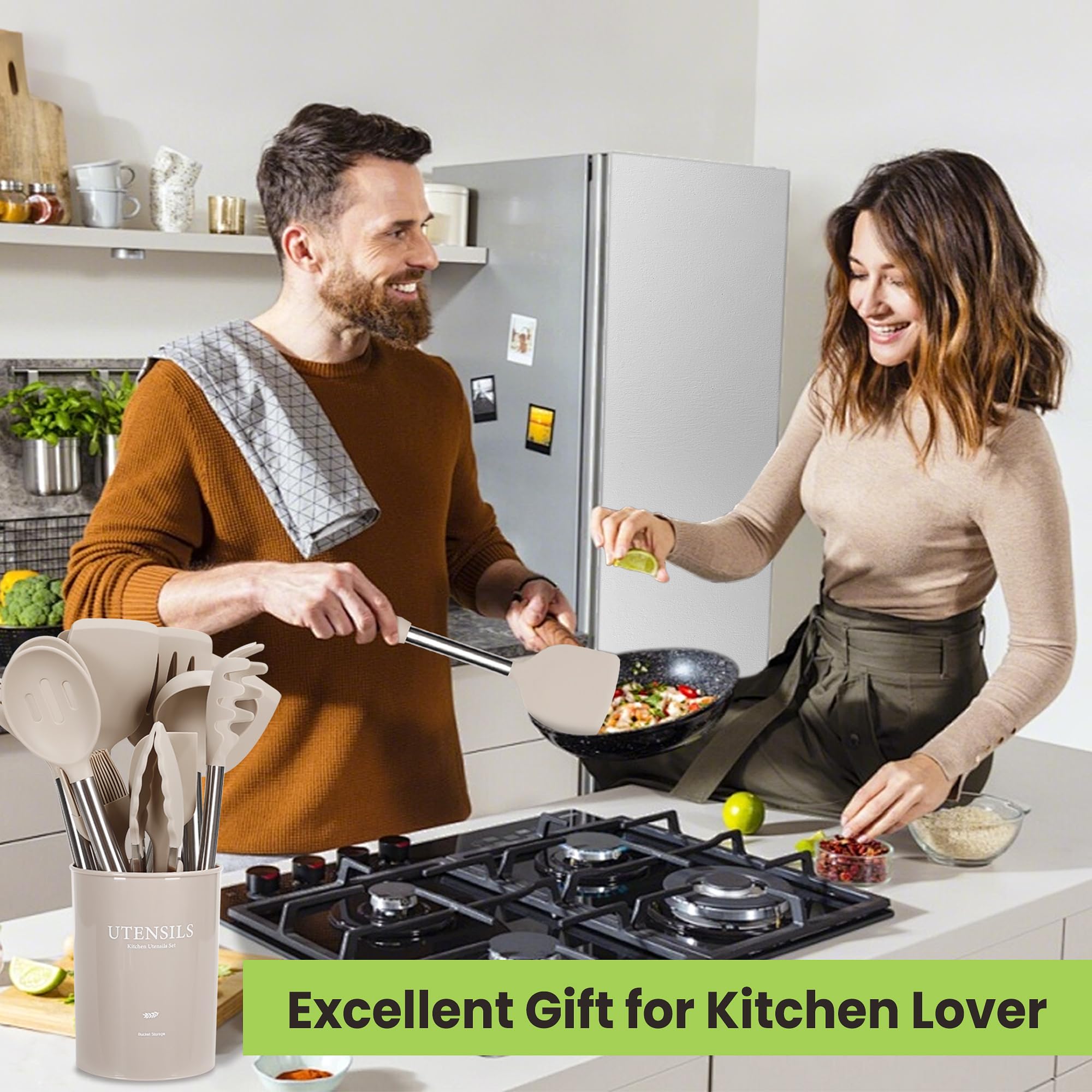 Set di 35 utensili da cucina in silicone con supporto, resistenti al calore fino a 230 °C, set di spatole per uso alimentare, senza BPA, per pentole antiaderenti, facili da pulire (cachi)