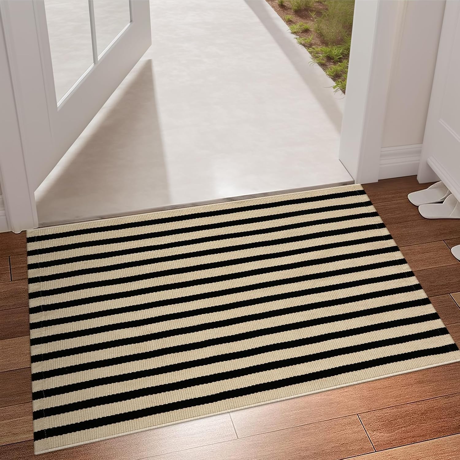 LEEVAN Outdoor Door Mat 2'x3' Washable Welcome Mat Woven Black and White Entryway Rug Farmhouse Front Porch Decor Outside Entrance Striped Outdoor Floor Mats