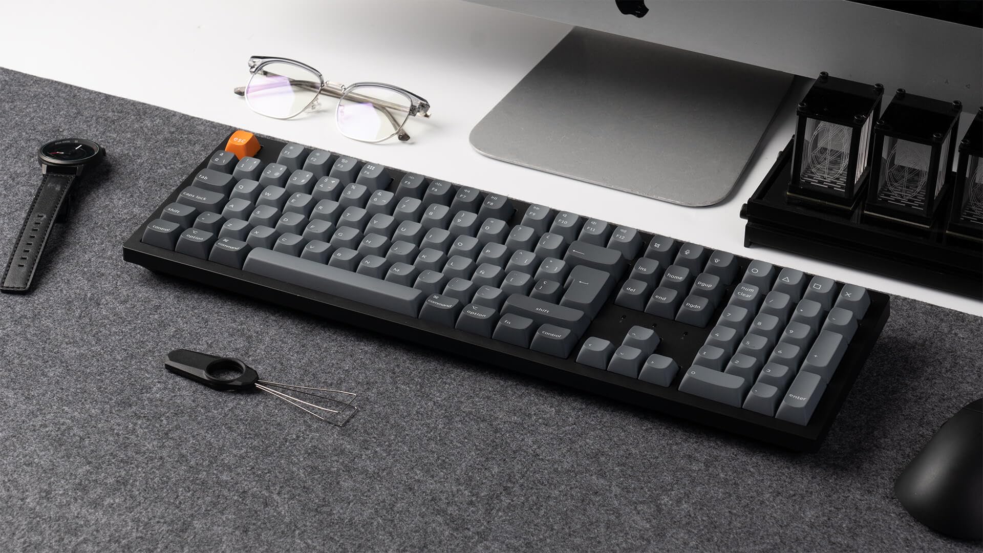 Keychron K10 Max – Tastiera Meccanica Wireless 100% ISO-IT con QMK, 2.4GHz, Bluetooth 5.1, Hot-Swap, RGB, Keycaps PBT e Switch Super Brown [Immagine UK-ISO]