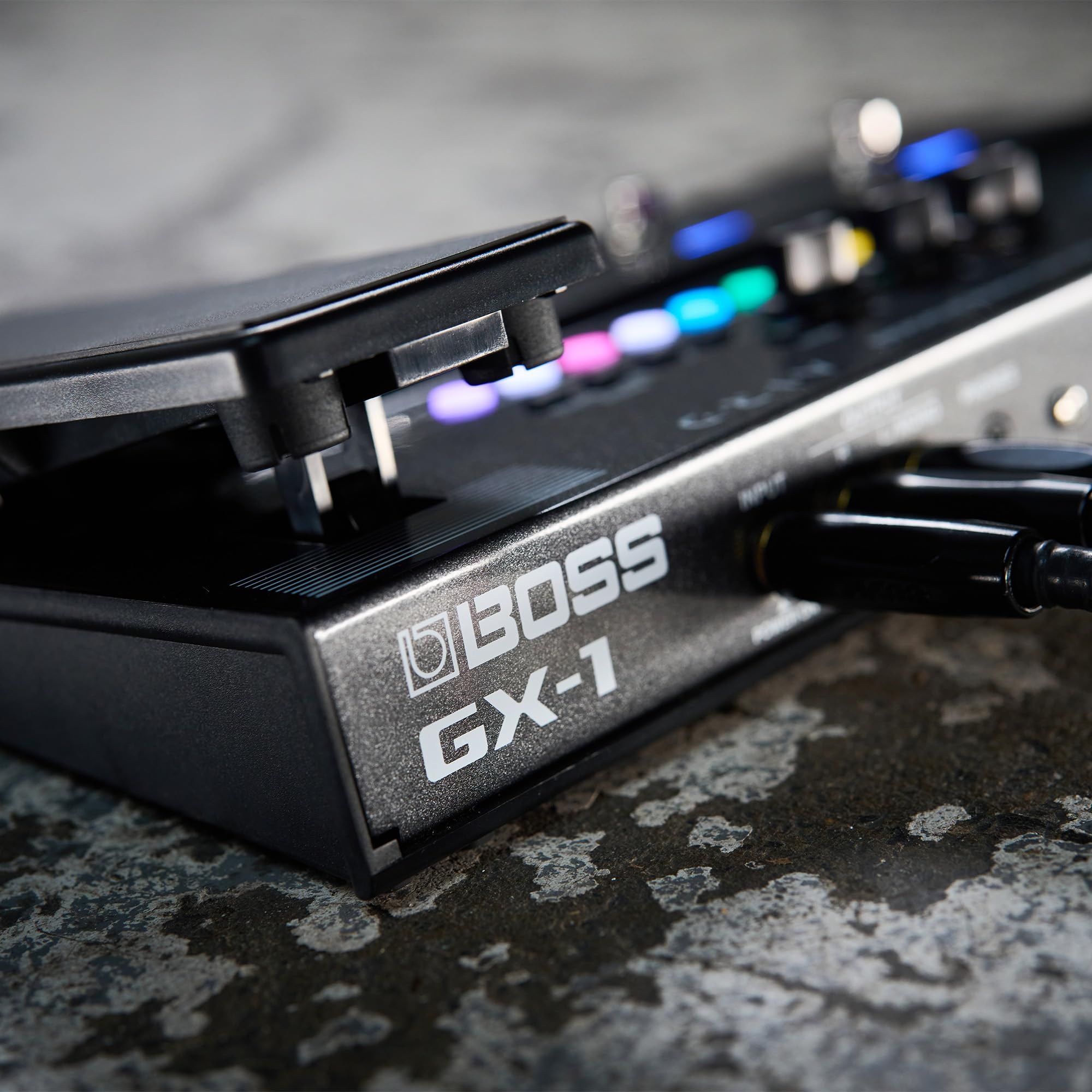 Amazon.com: Boss GX-1 Guitar Effects Processor Bundle with Gearlux