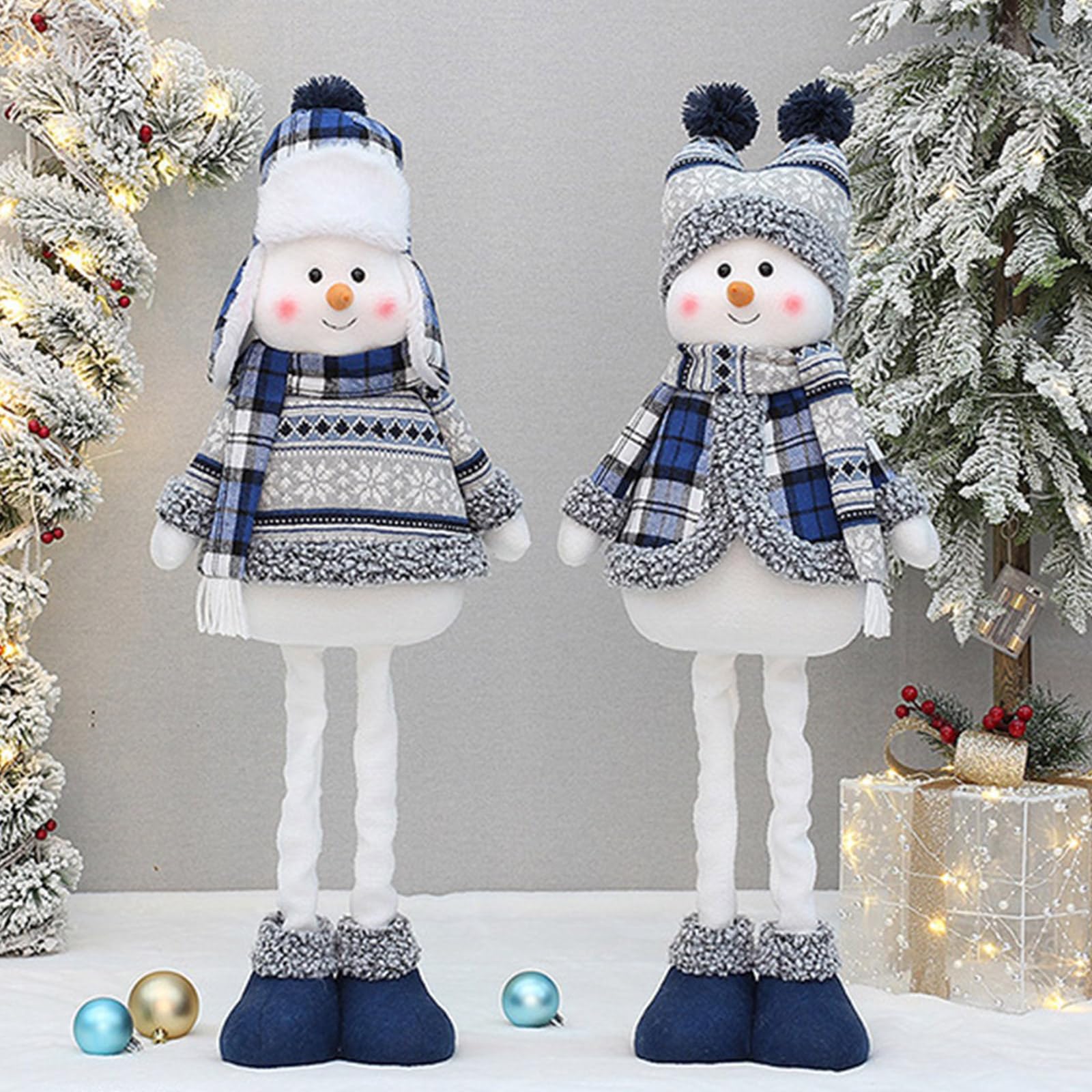 Bonhomme de neige bleu décoration de Noël portant un chapeau chaud et une écharpe en tissu peluche télescopique figurine de bonhomme de neige debout poupée décoration bureau