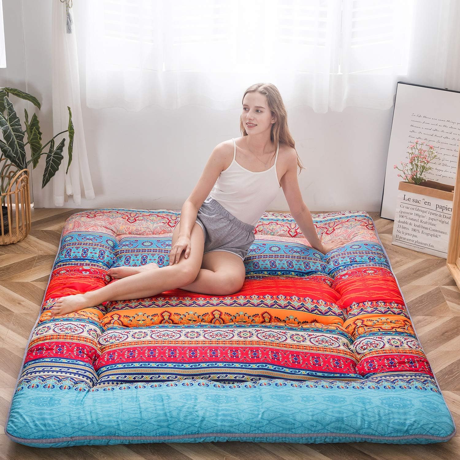 MAXYOYO Bohemian Retro Floor Mattress, Vintage Floral Japanese Futon Mattress, Roll-Up Tatami Floor Mat, Foldable Bed, Portable Camping Mattress, Camping Mat, Floor Lounger, Couch, Double Bed Size