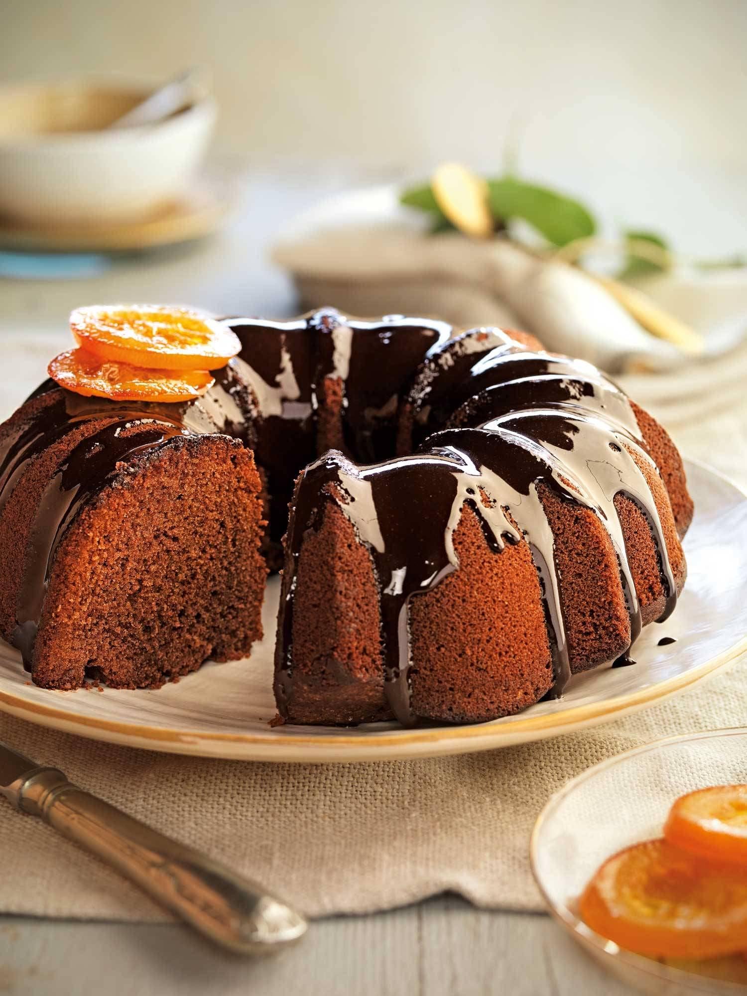 MGE - Moule à Pâtisserie Savarin - Moule à Pâtisserie avec Tube - Moule à Anneaux - Moule à Gâteau - Cerise - 24 cm