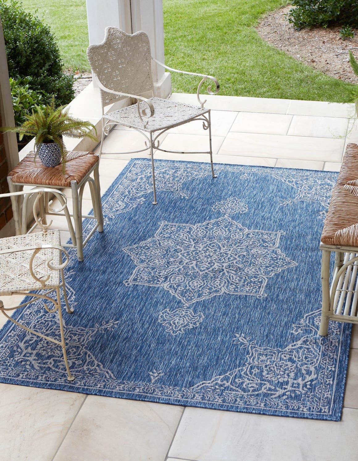 Unique Loom Outdoor Traditional Collection Area Rug - Antique (10' x 14' 1" Rectangle Blue/Ivory)