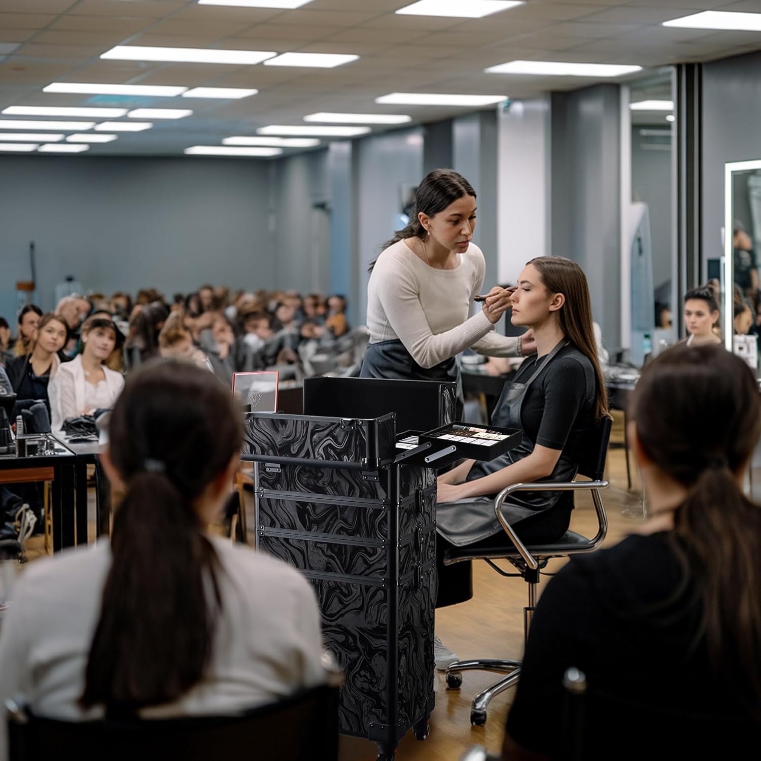 BYOOTIQUE Rolling Makeup Train Case on Wheels 4in1 Cosmetology Profesional Travel Cosmetic Bag Lockable Organizer Box for Hairstylist Artist Nail Beauty Salon Barber,CoyoteButtes Shadows