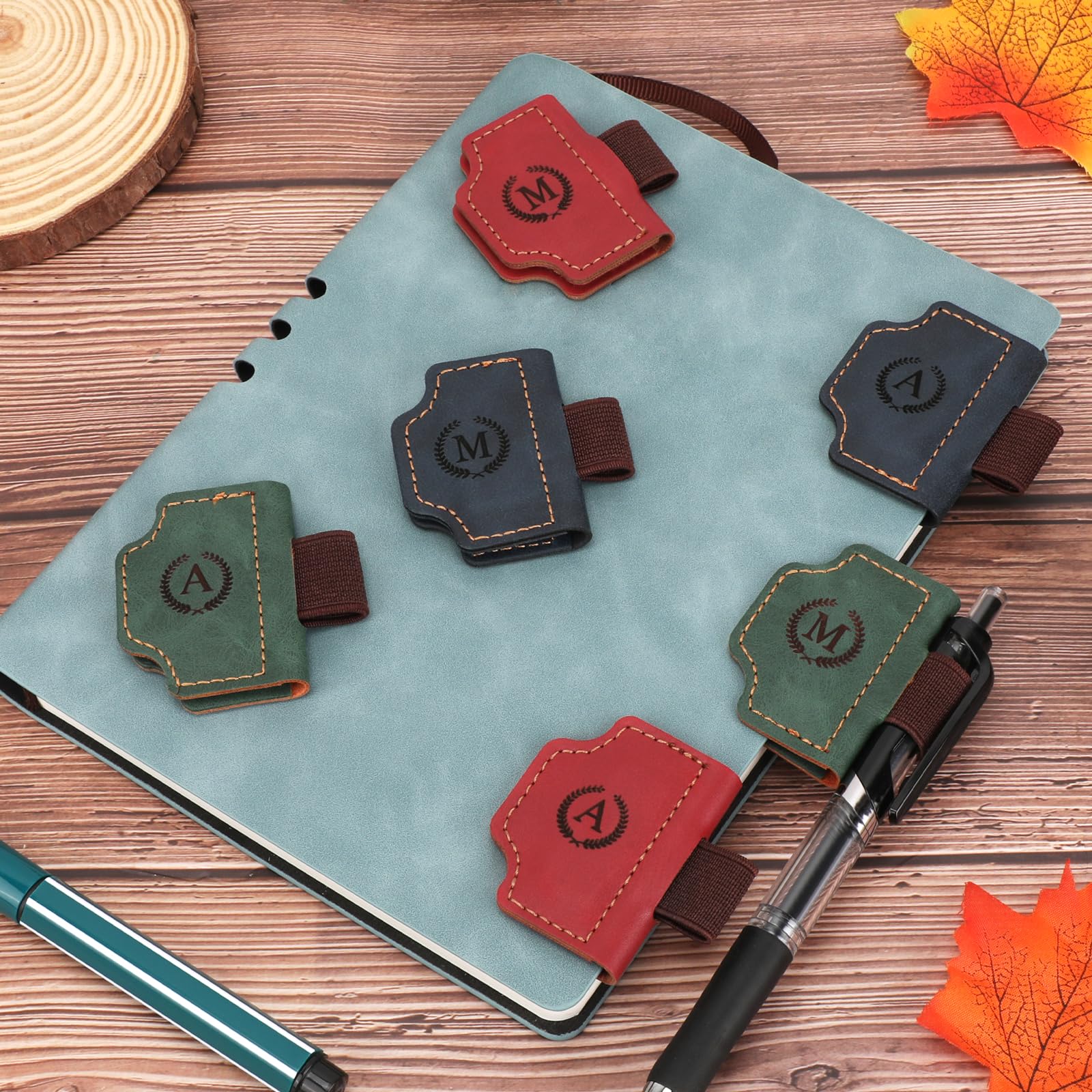 Marcapáginas de Cuero Magnético Personalizado con Inicial, Separador de Libros con Soporte para Bolígrafo, Estilo Retro, Regalo para Lectores (Azul, A)