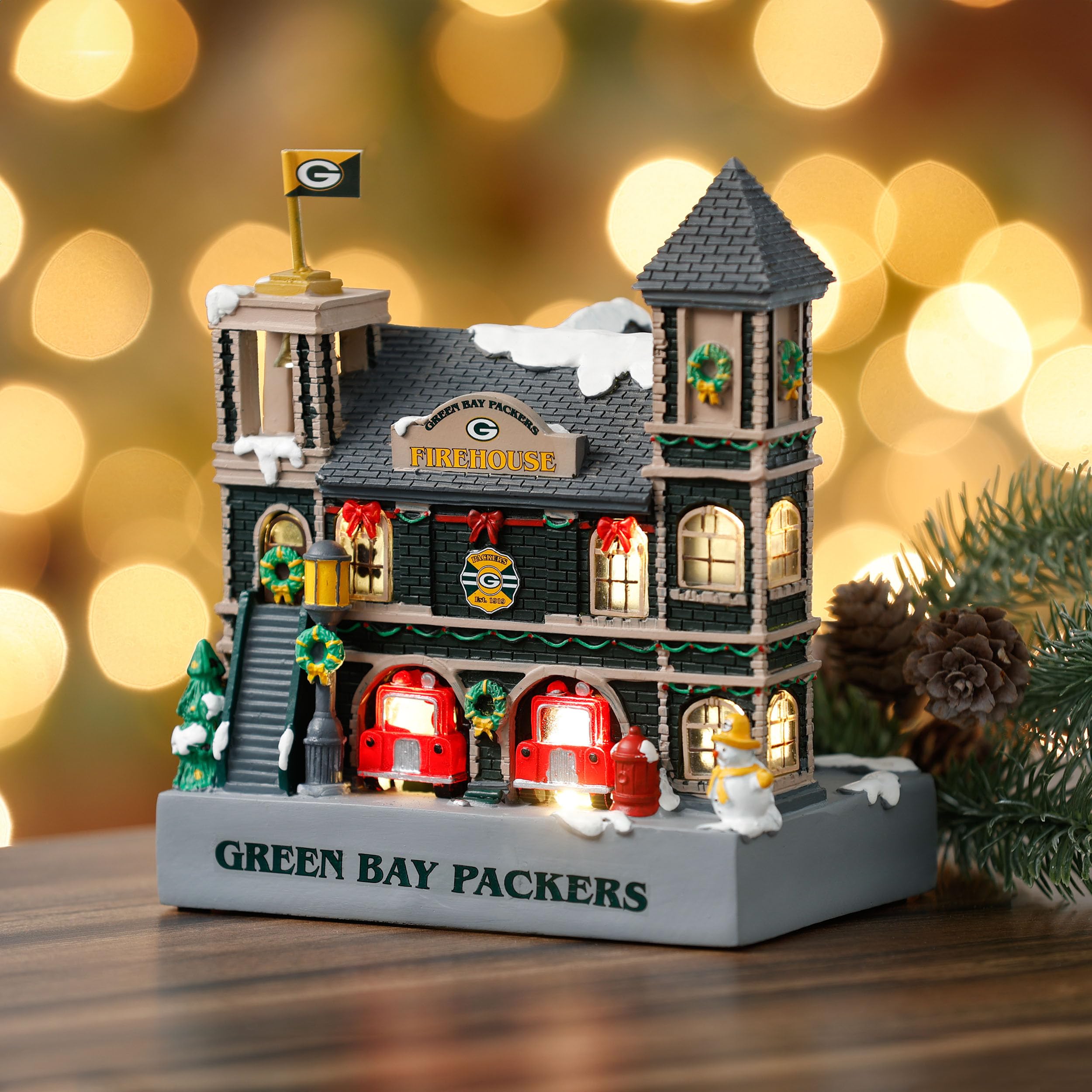 FOCO Green Bay Packers NFL Light Up Resin Team Firehouse