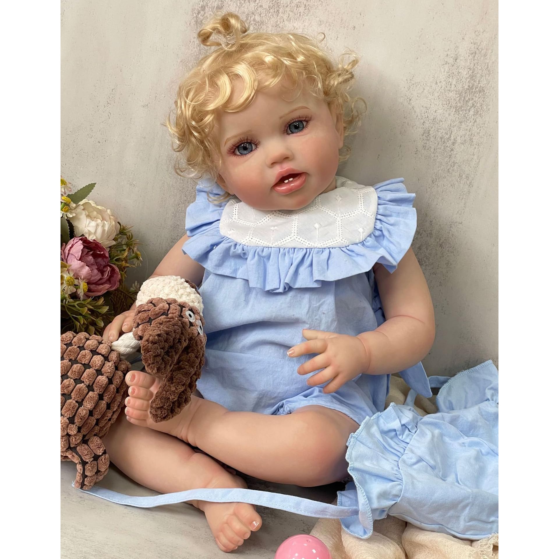YIHANGG 24 Pollici Realistico Bambola Bebe Reborn Ragazza Coccolosa Bambino Bambola Neonata 60 cm Principessa con Capelli Biondi e Riccioli Natale Compleanno Regali