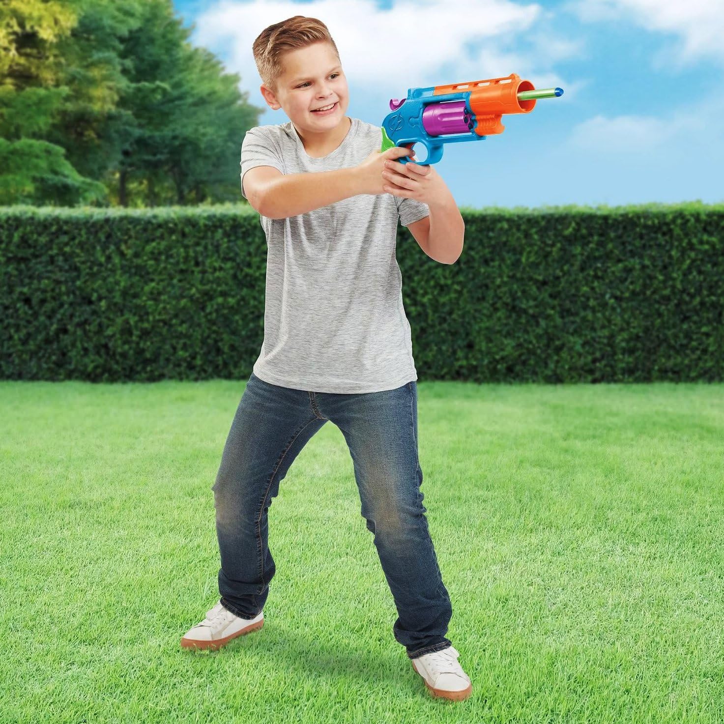 BuzzBee Air Warriors Thundershot Dart-Blaster - Einhändiger Revolver mit 8er Trommel - 10 Long-Distance Darts - Hammer Action Mechanismus
