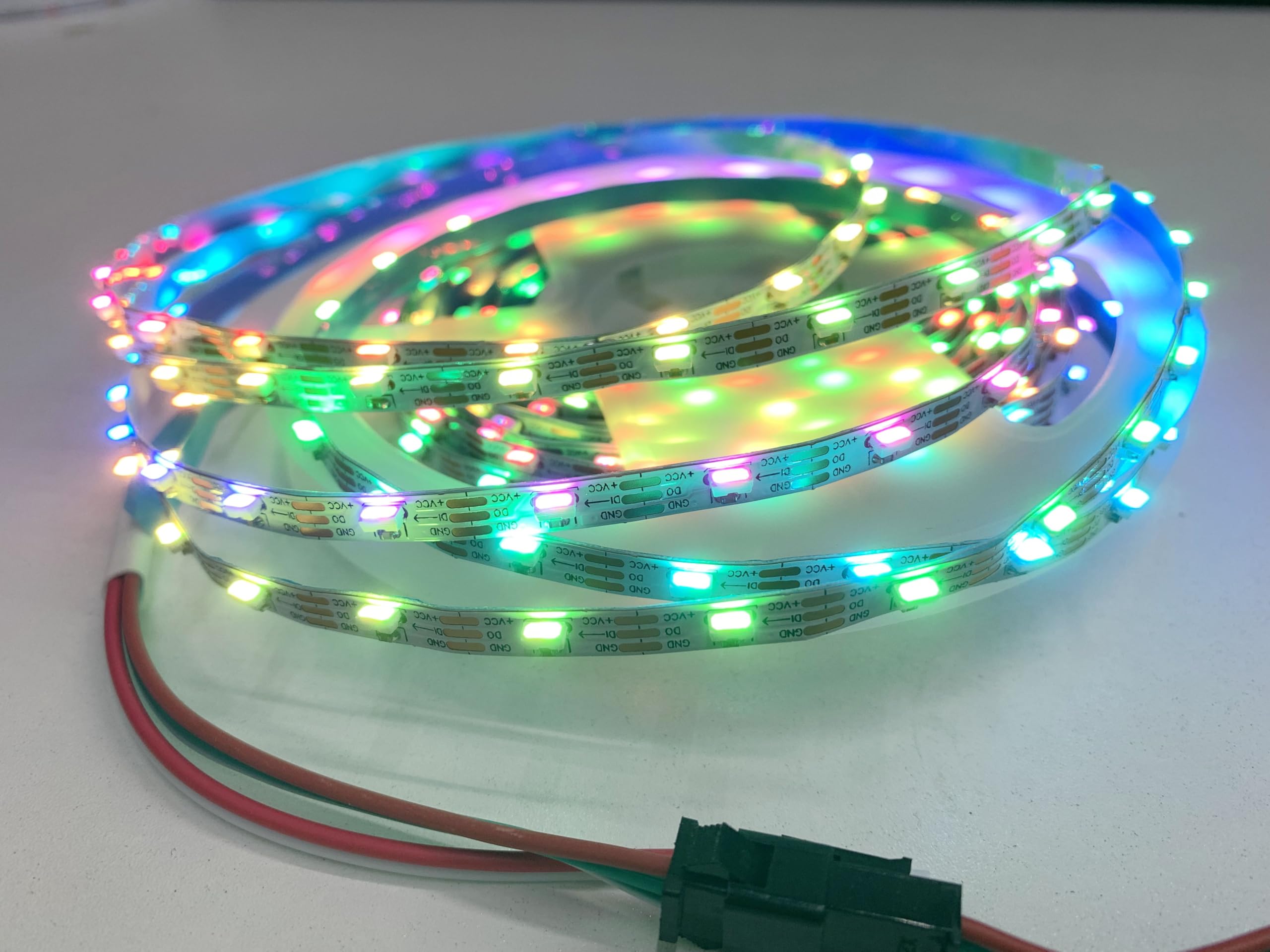 DC5V WS2812B cyfrowa taśma LED emitująca z boku SK6812 4020 IC 60 LED/m 5 mm RGB, w pełni kolorowa, indywidualnie adresowalna taśma LED IC