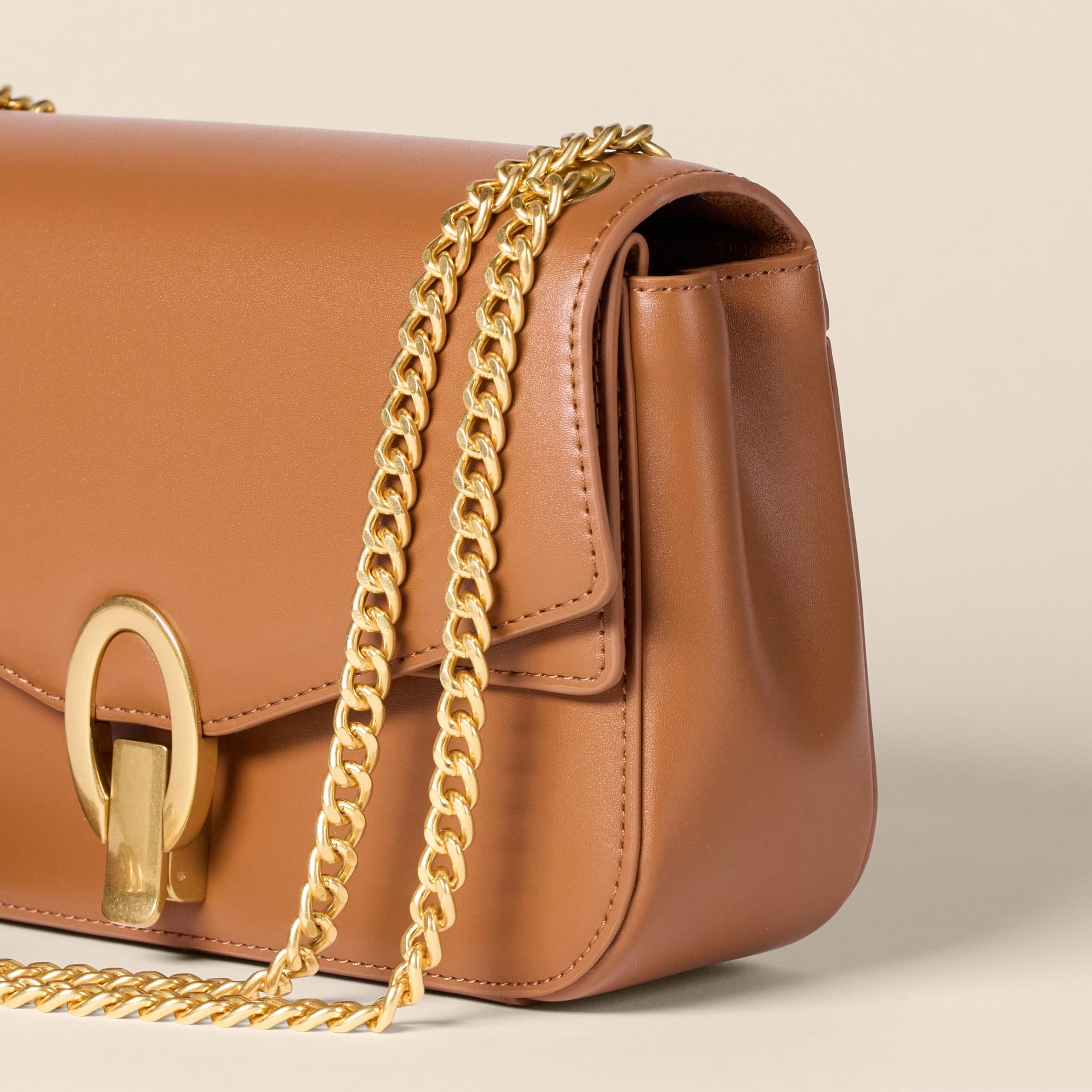 Amazon Essentials Chain Shoulder Bag