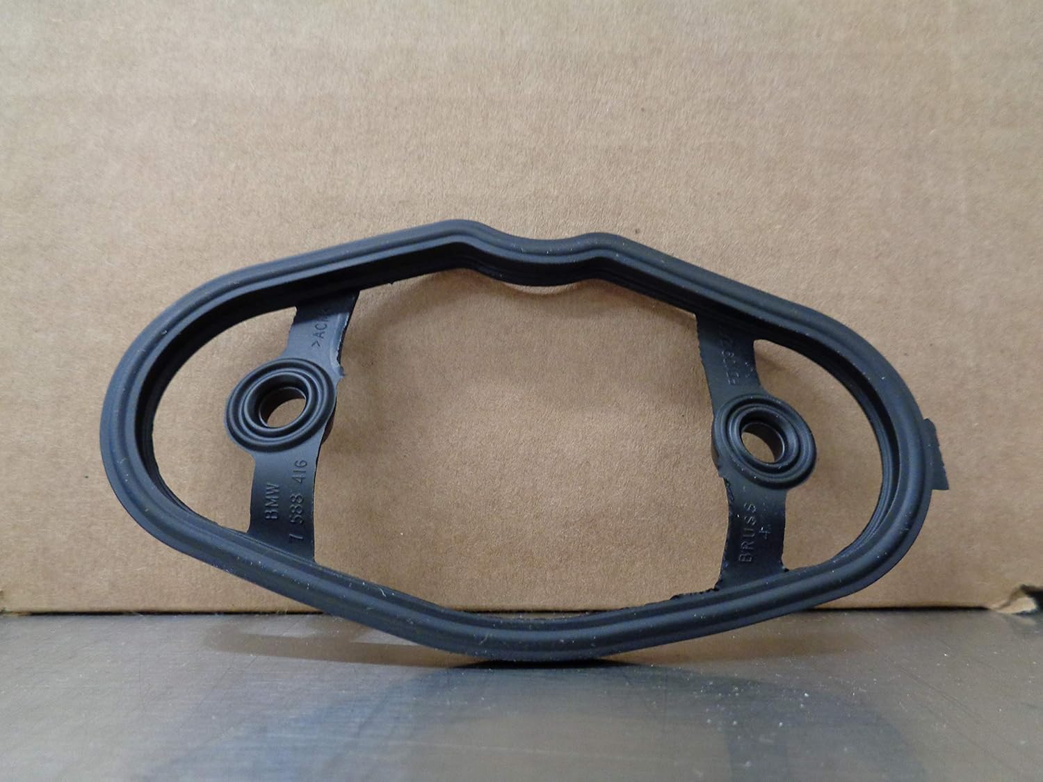 BMW 11-12-7-588-416 Profile-Gasket