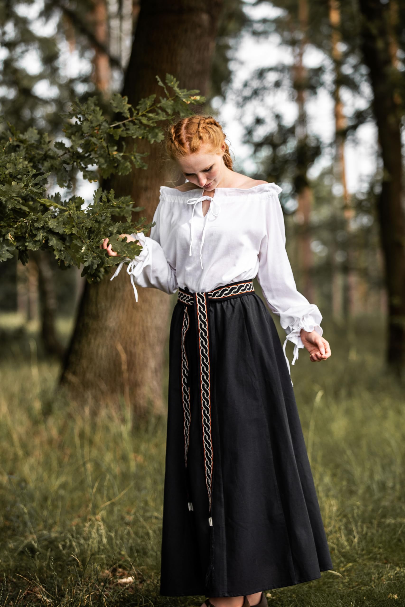 Leonardo Carbone® Damen Bluse Mittelalterbluse Edith | Offenschulterig | Rüschenärmel | Karneval, Halloween, Cosplay, LARP, Kostüm, Mittelalter, Festkleidung | 100% Baumwolle Weiß M