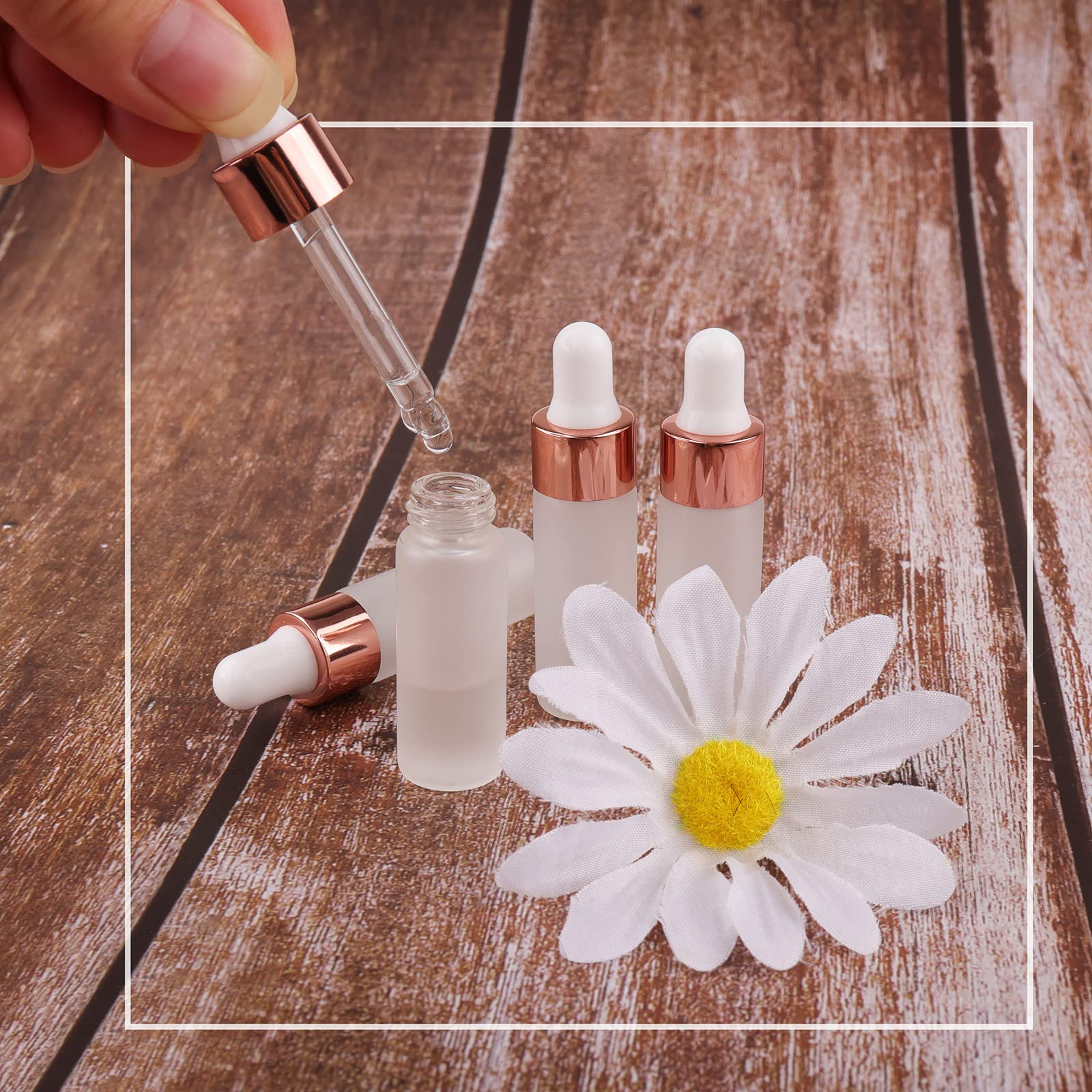 Kesell Lot de 50 flacons compte-gouttes en verre dépoli rechargeables de 5 ml pour huiles essentielles, parfum, essence, lotion, soins de la peau avec 3 entonnoirs, bouchon or rose
