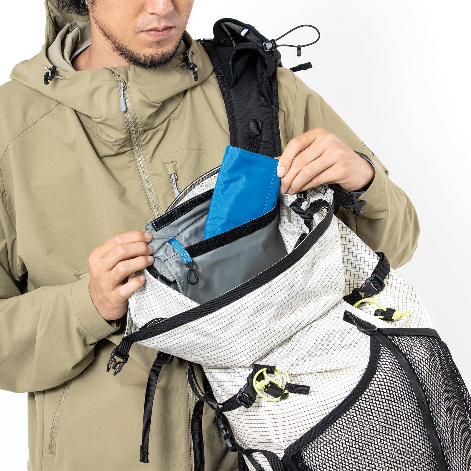 Karrimor(????) Trekking, Feather White, M