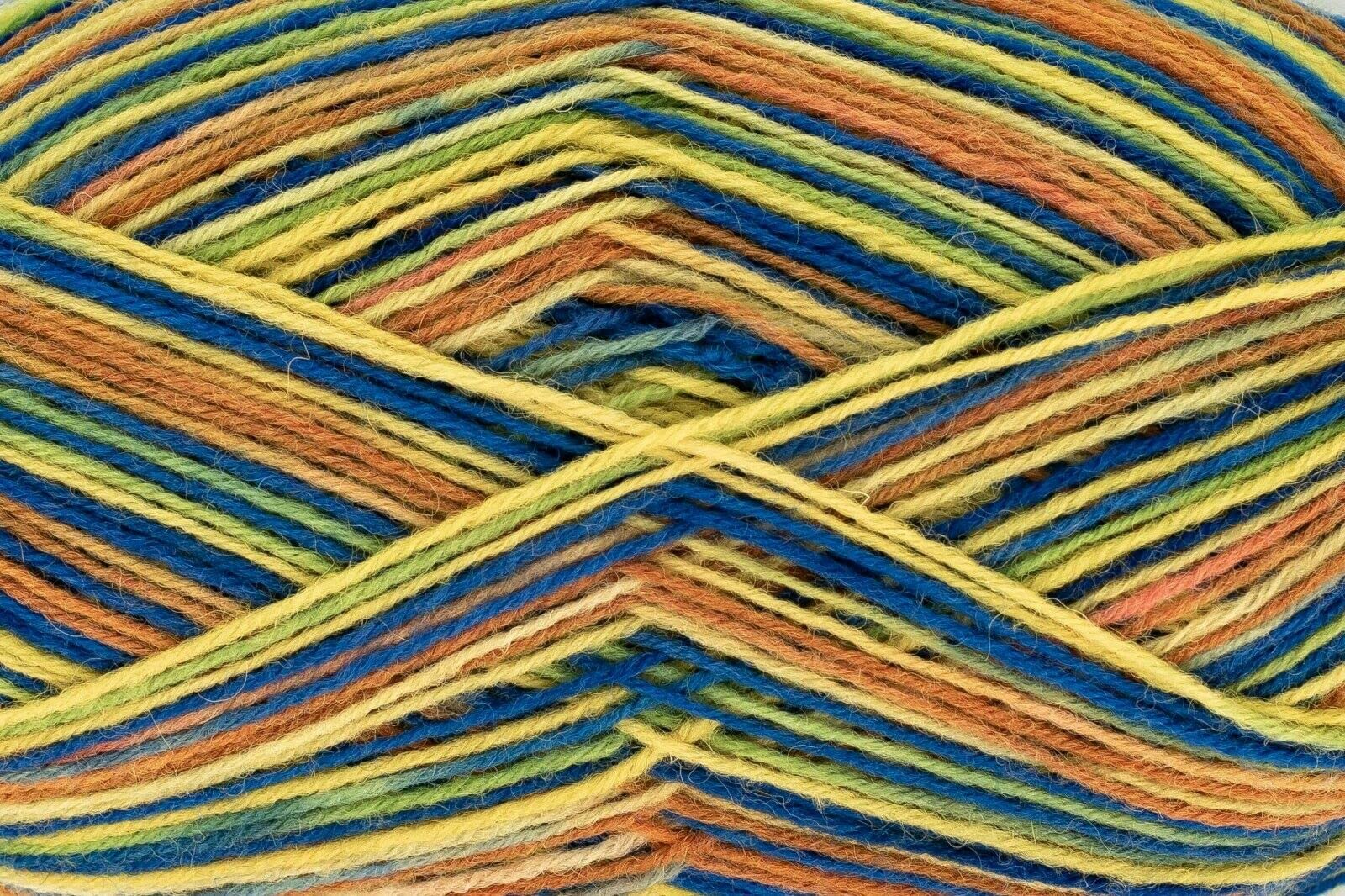 King Cole Zig Zag 4ply Sock - 100g - 75% Superwash Wool & 25% Nylon (Grasshopper 4814)