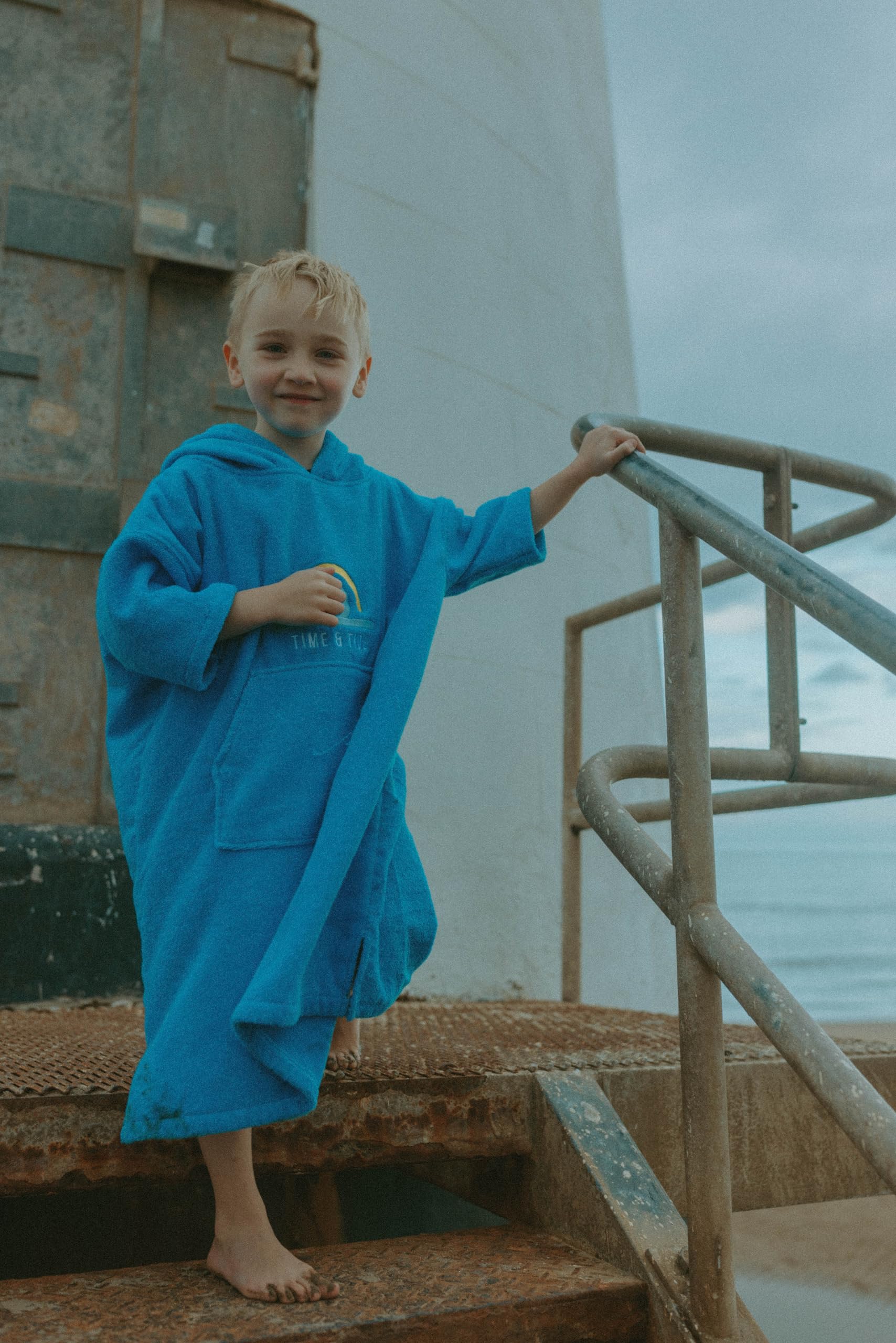 Time & Tide Peignoir en éponge pour enfants – Poncho à capuche en coton