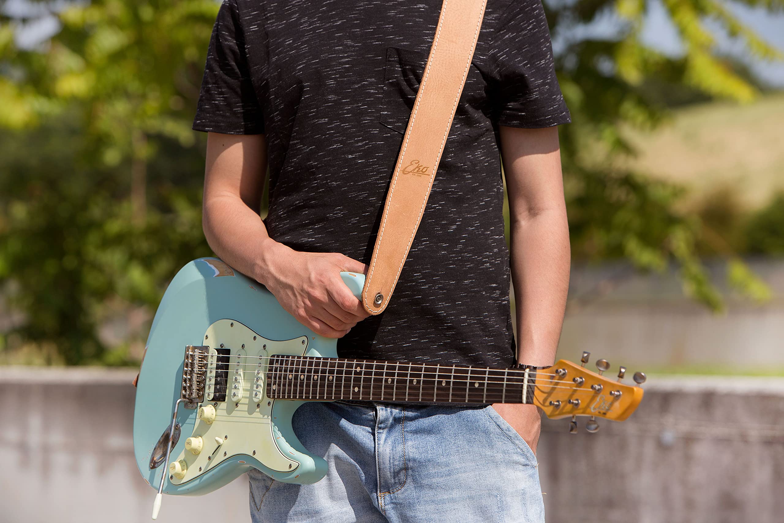 EKO GuITARS - GBU STRAP LEATHER