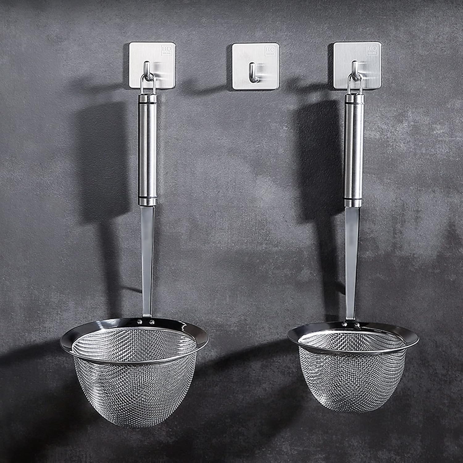 Stainless Steel Frying Basket - Fine Mesh Food Strainer & Skimming Spoon for Grease & Foam - Perfect for French Fries, Chicken Wings, Meat - Essential Cooking Tool